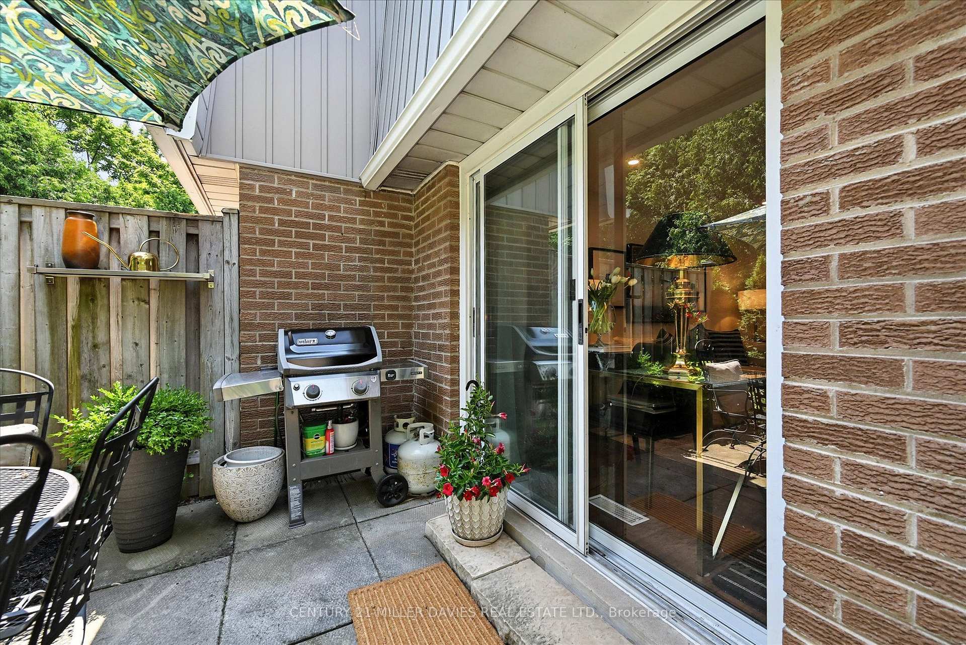 Photo 34 of Unit 3, 445 Woodview Road, Burlington, Roseland — HOMEH