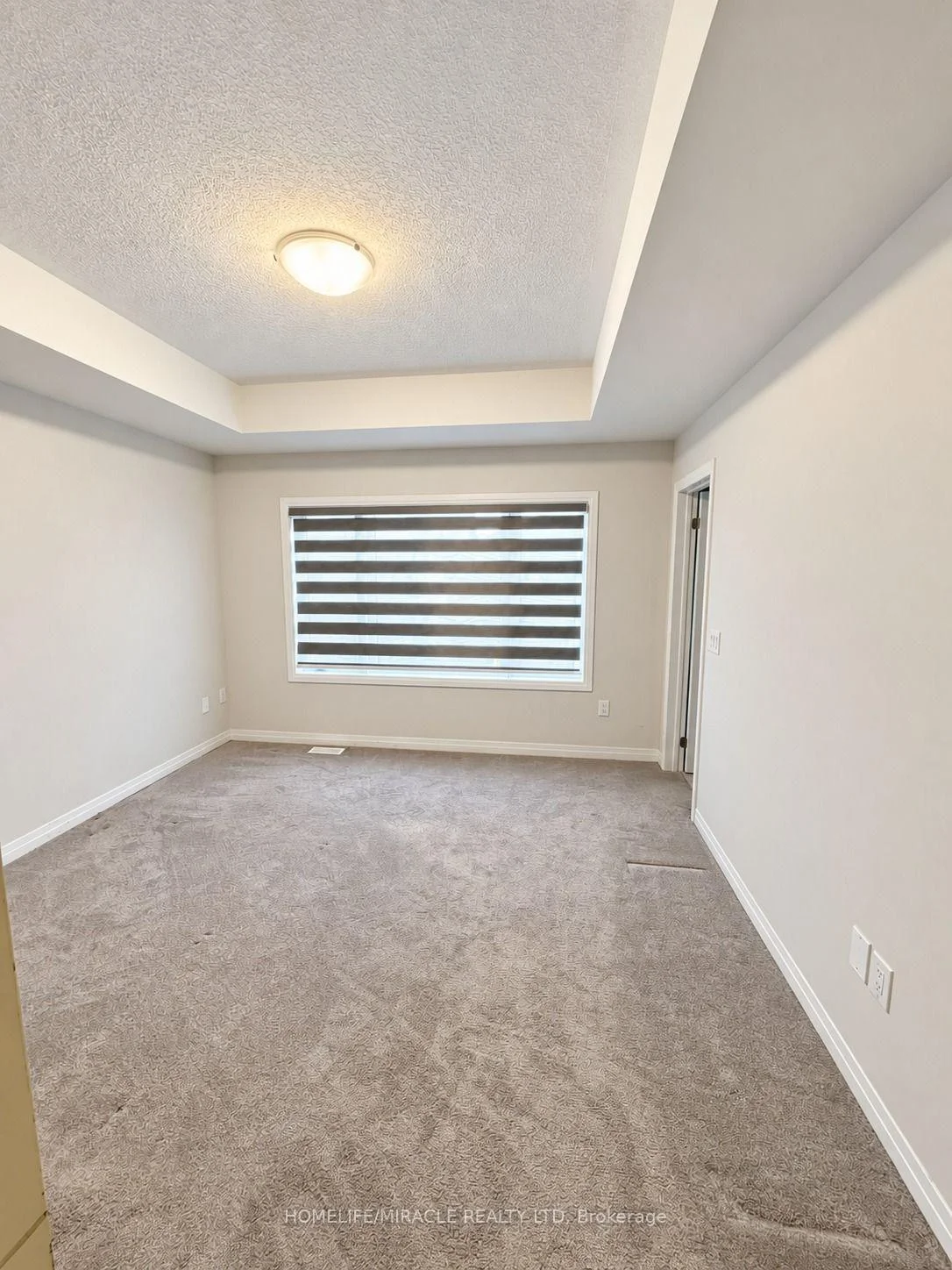 Photo 16 of Unit Upper unit, 28 Crossmore Crescent, Cambridge, Westview — HOMEH