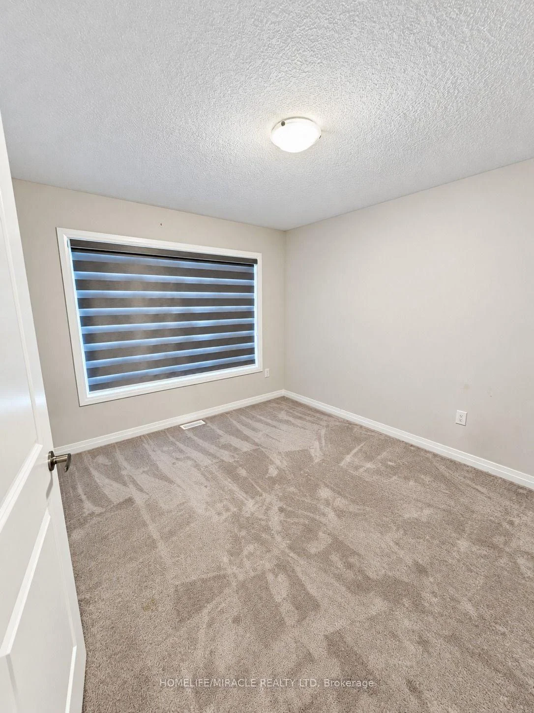 Photo 18 of Unit Upper unit, 28 Crossmore Crescent, Cambridge, Westview — HOMEH