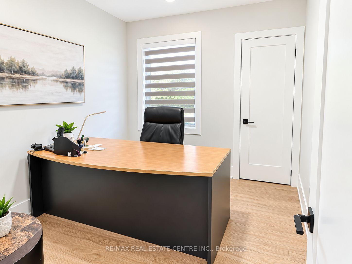 Photo 13 of 4 Rockfield Drive, Etobicoke, Islington-City Centre West — HOMEH