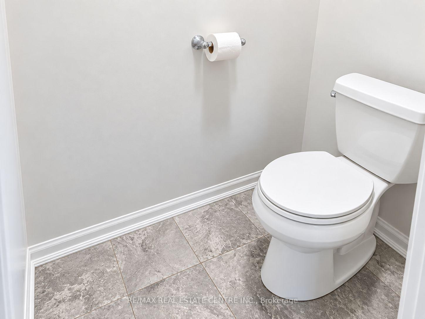 Photo 18 of 4 Rockfield Drive, Etobicoke, Islington-City Centre West — HOMEH