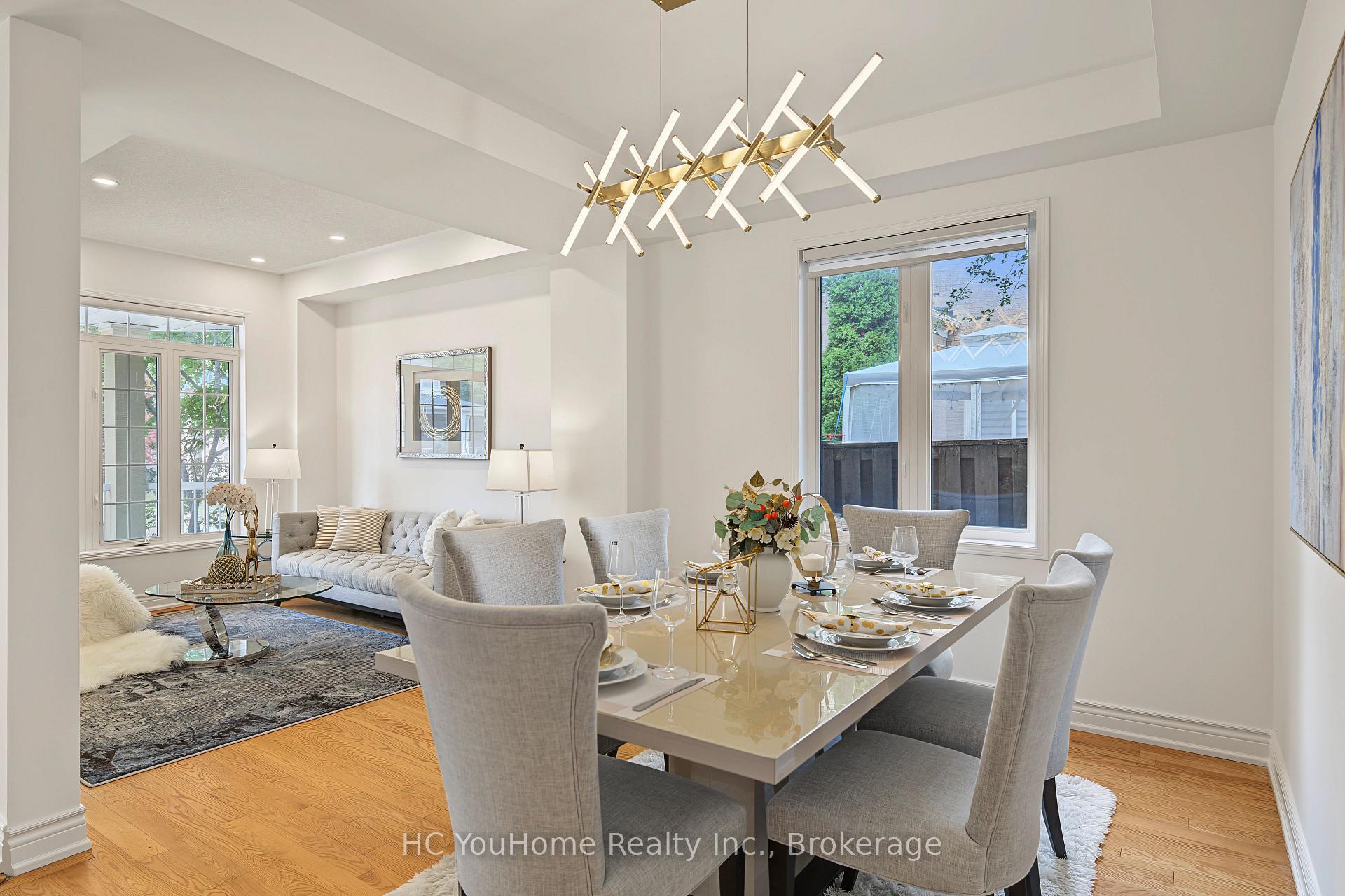 Photo 7 of 39 Emery Hill Boulevard, Markham, Berczy — HOMEH
