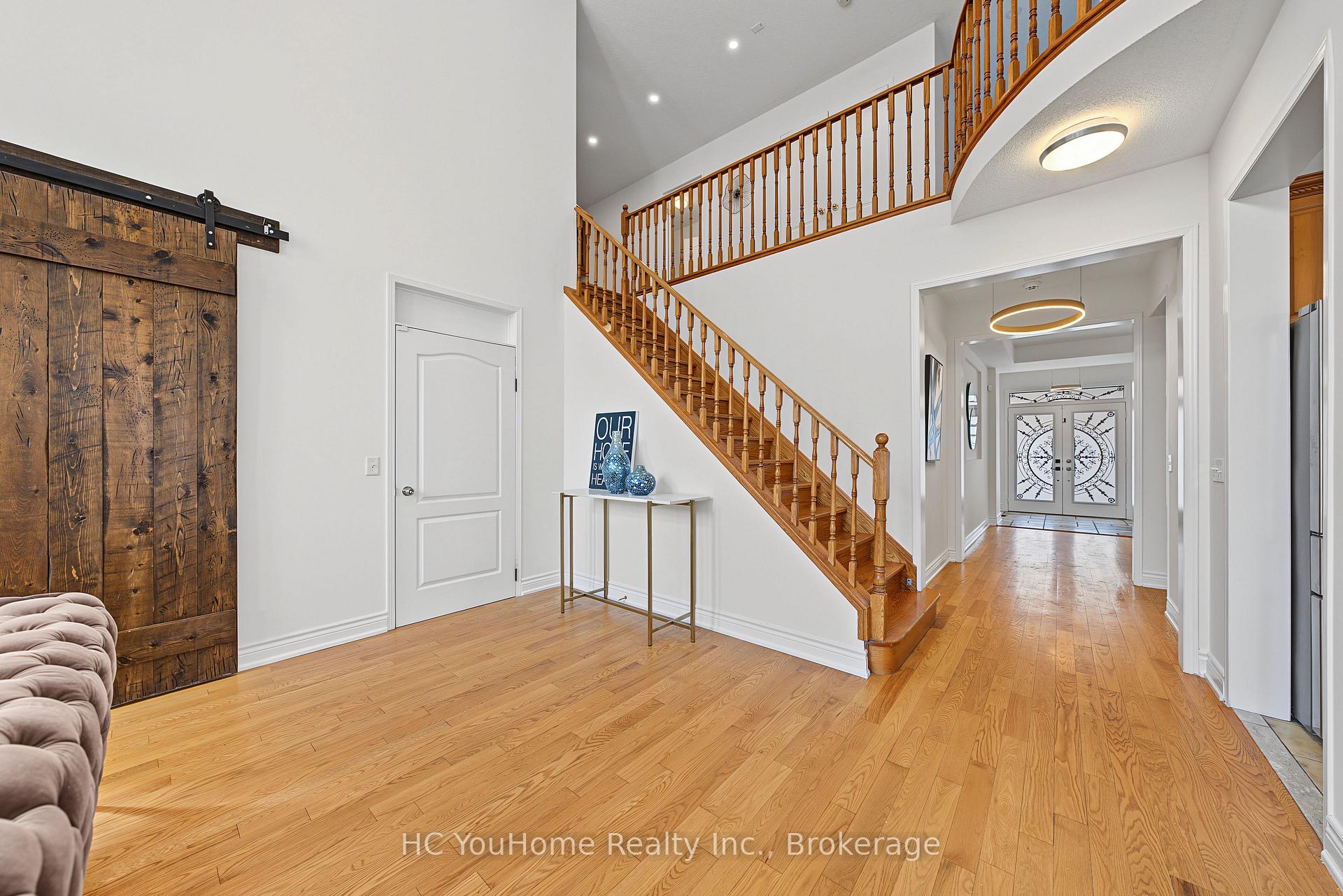Photo 17 of 39 Emery Hill Boulevard, Markham, Berczy — HOMEH