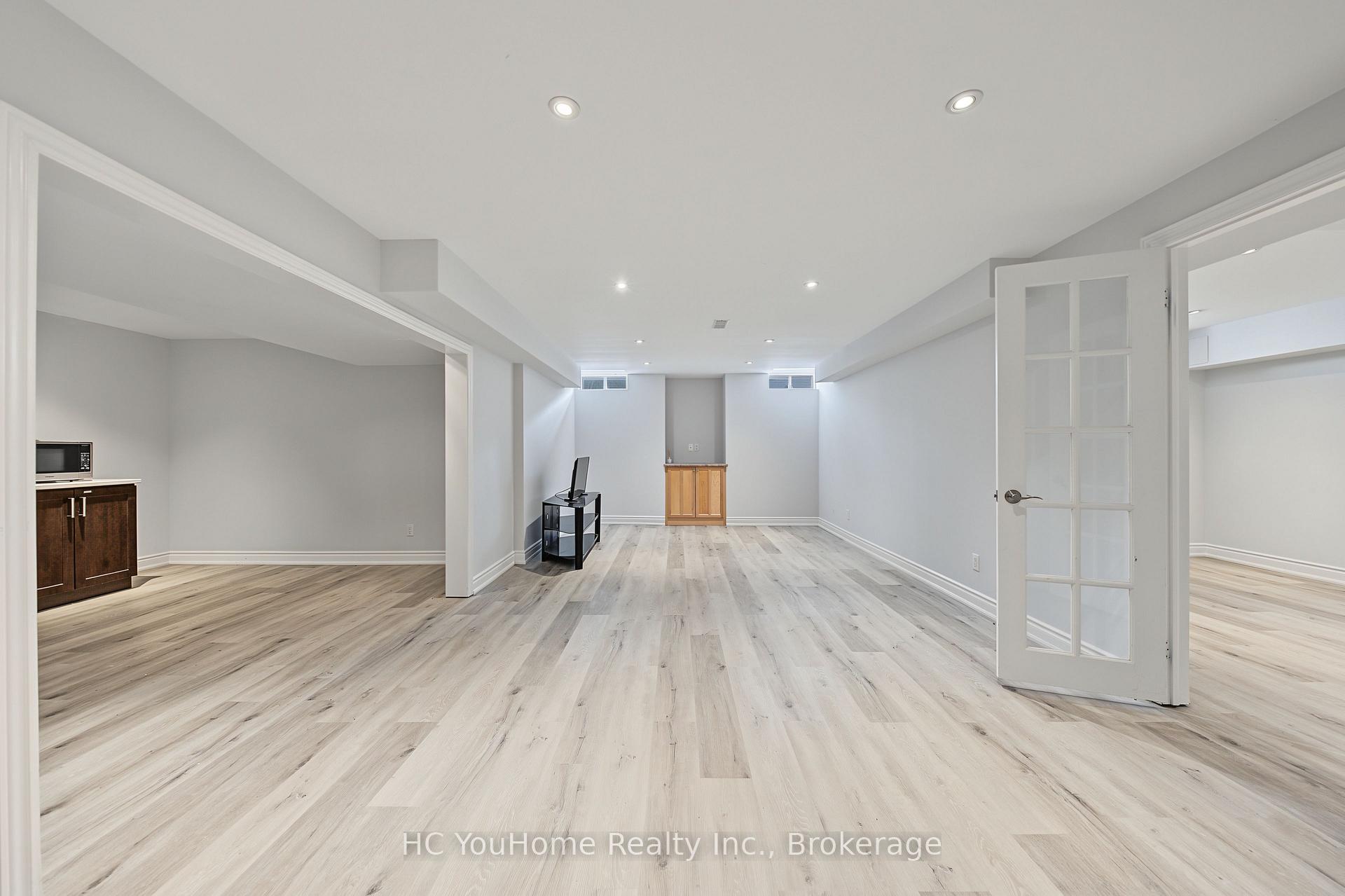 Photo 42 of 39 Emery Hill Boulevard, Markham, Berczy — HOMEH