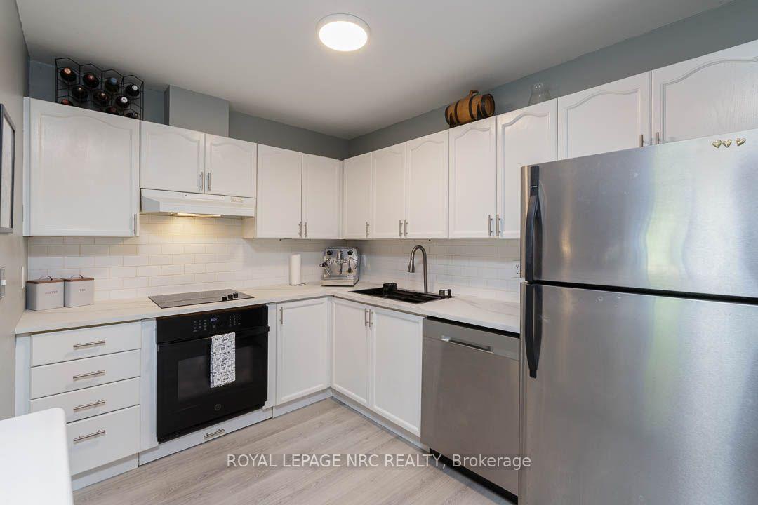 Photo 5 of 4345 Beverley Crescent, Lincoln, Beamsville — HOMEH