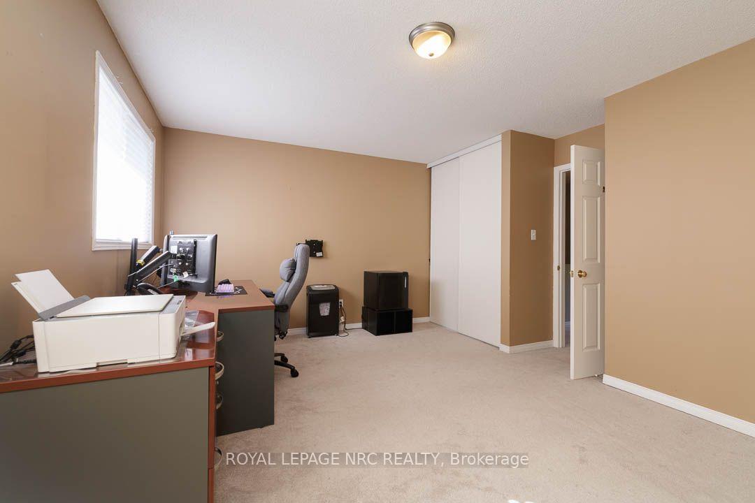 Photo 12 of 4345 Beverley Crescent, Lincoln, Beamsville — HOMEH
