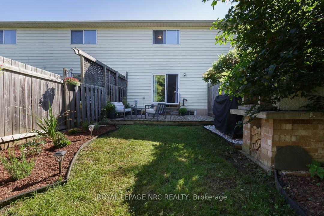 Photo 18 of 4345 Beverley Crescent, Lincoln, Beamsville — HOMEH