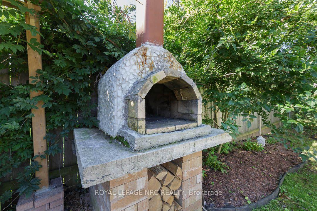 Photo 16 of 4345 Beverley Crescent, Lincoln, Beamsville — HOMEH
