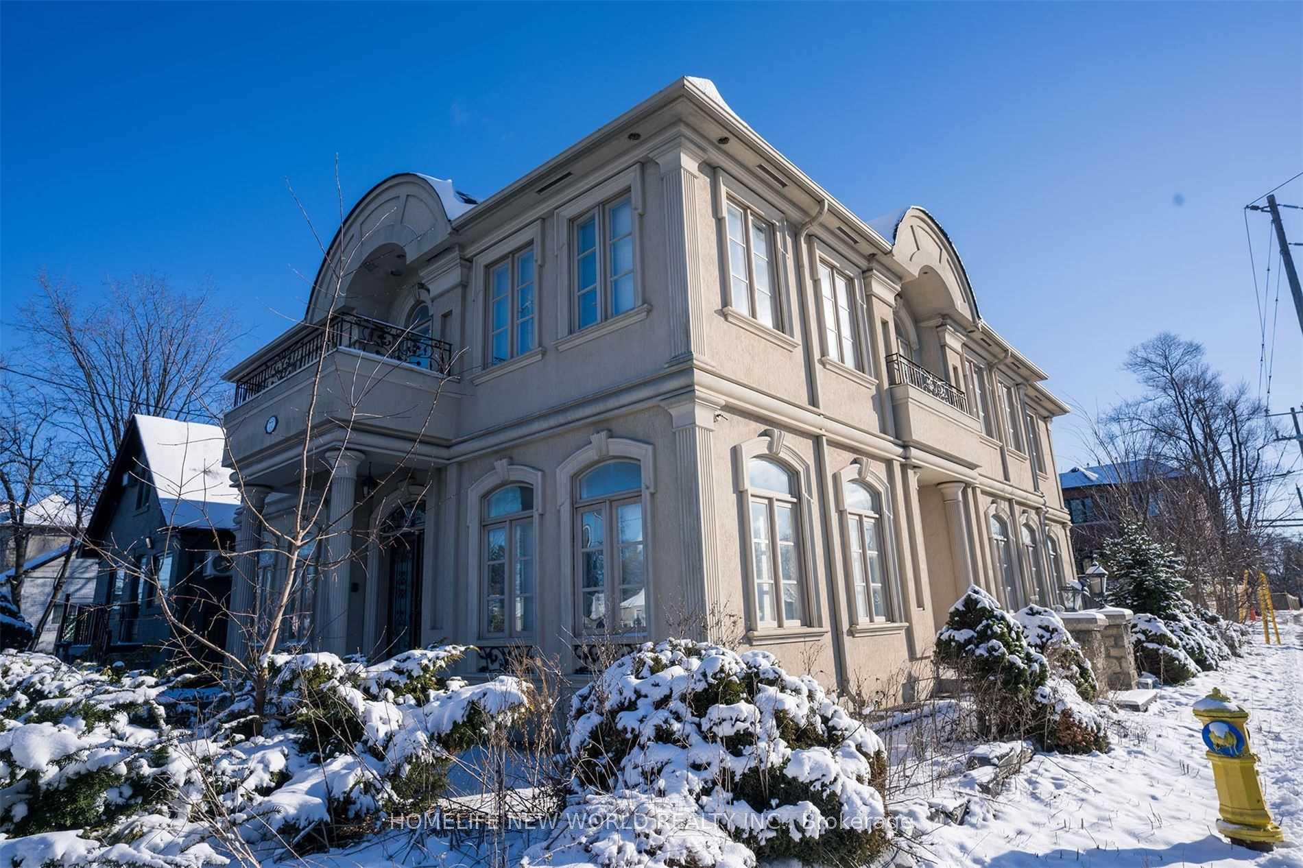 Front of Unit 2nd floor, 77 Steeles Avenue E
