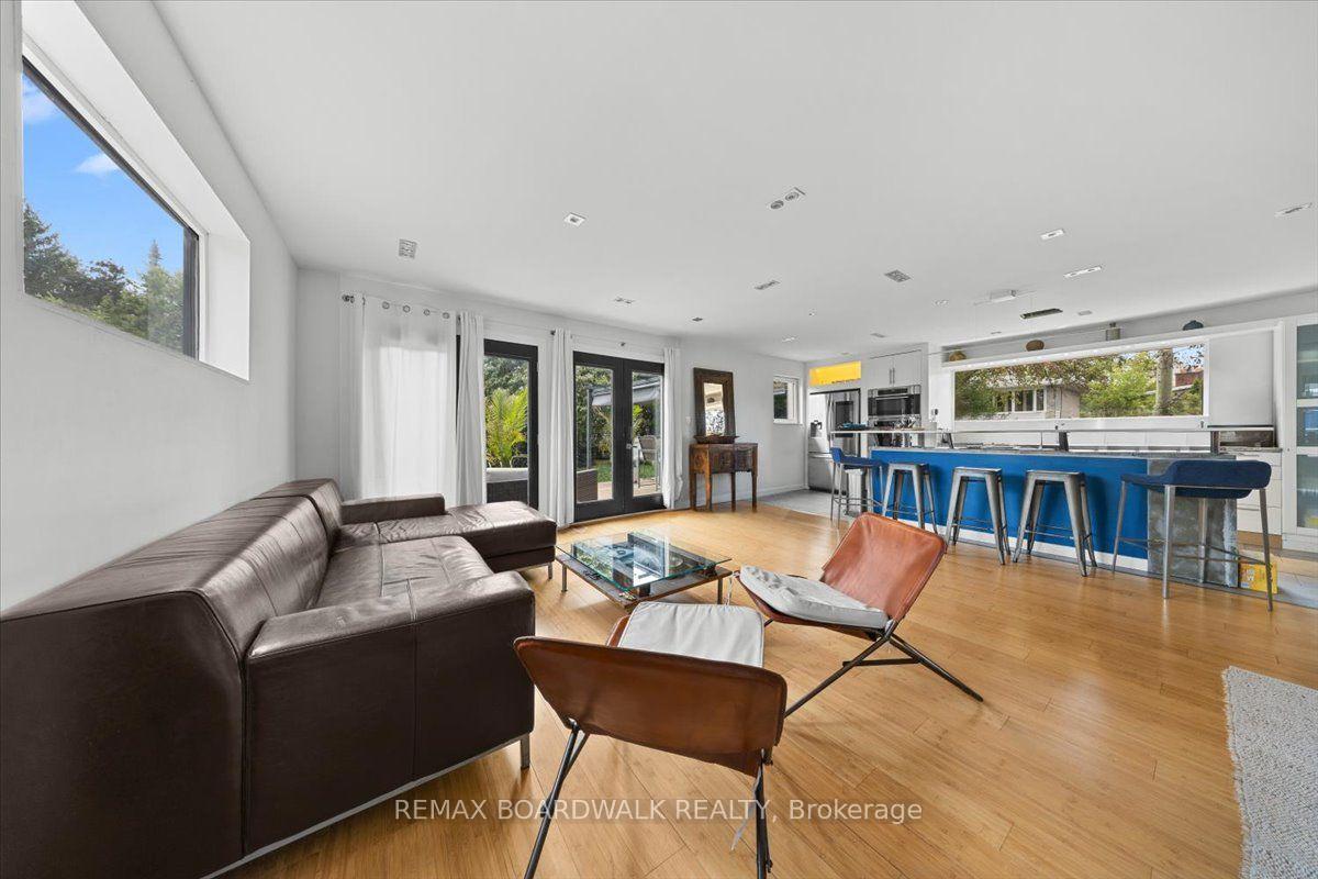 Photo 8 of 152 Duford Street, Ottawa, Vanier — HOMEH