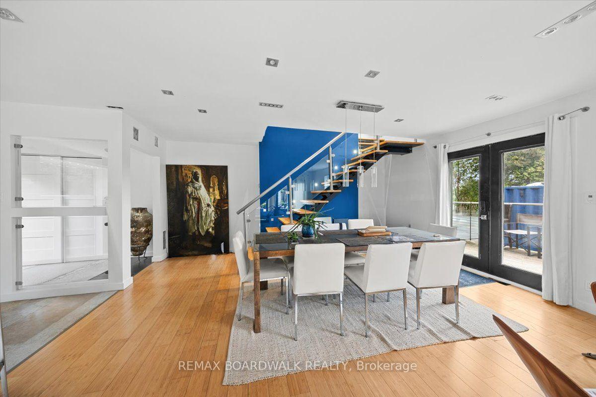 Photo 10 of 152 Duford Street, Ottawa, Vanier — HOMEH
