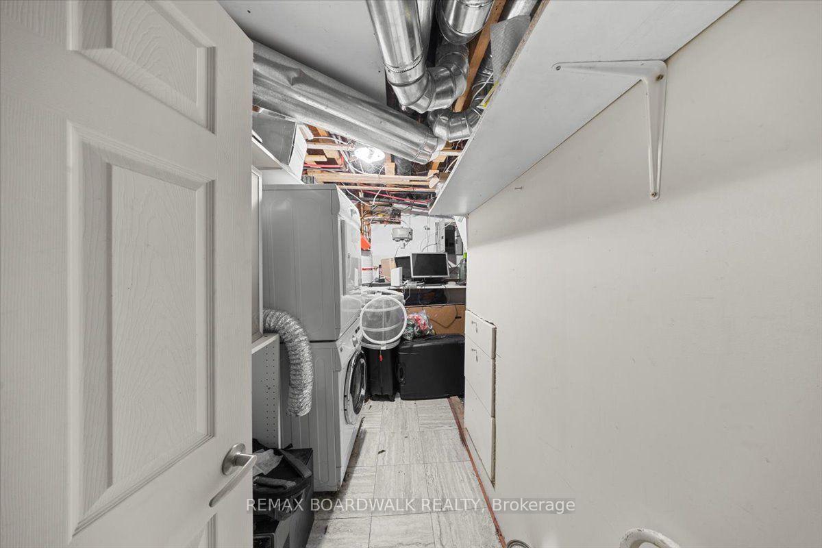 Photo 44 of 152 Duford Street, Ottawa, Vanier — HOMEH