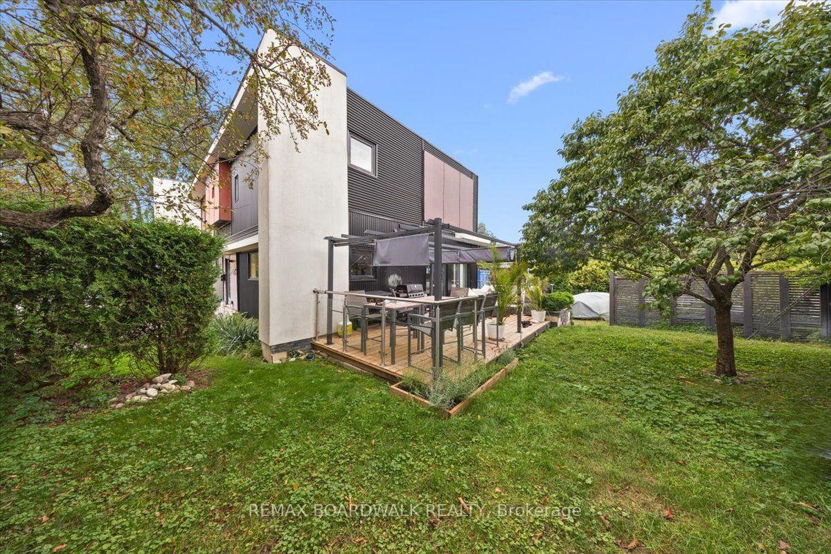 Photo 46 of 152 Duford Street, Ottawa, Vanier — HOMEH