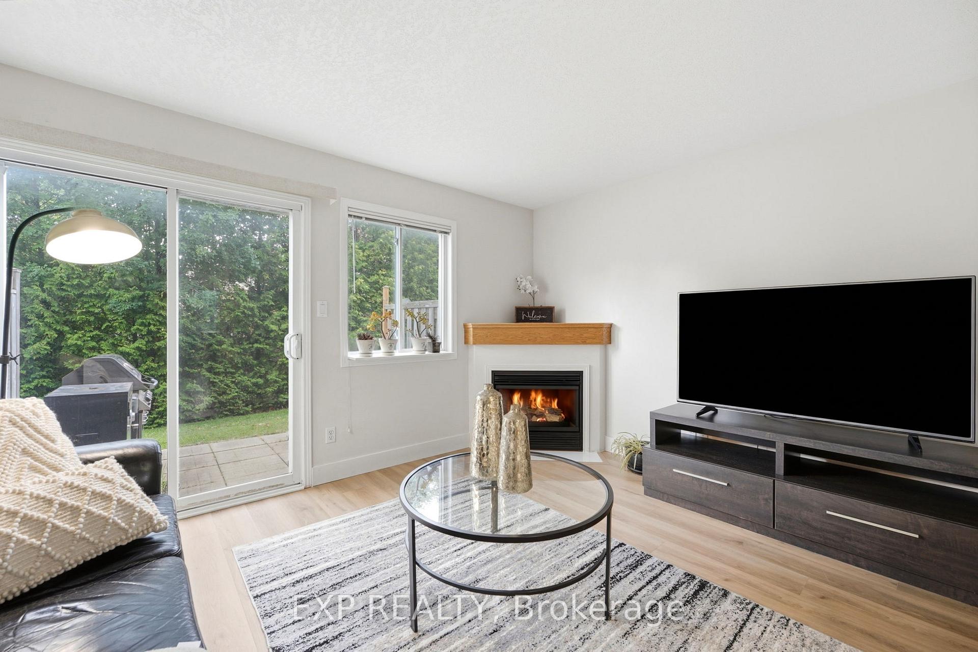 Photo 12 of Unit 3, 601 Columbia Forest Boulevard, Waterloo, Clair Hills — HOMEH
