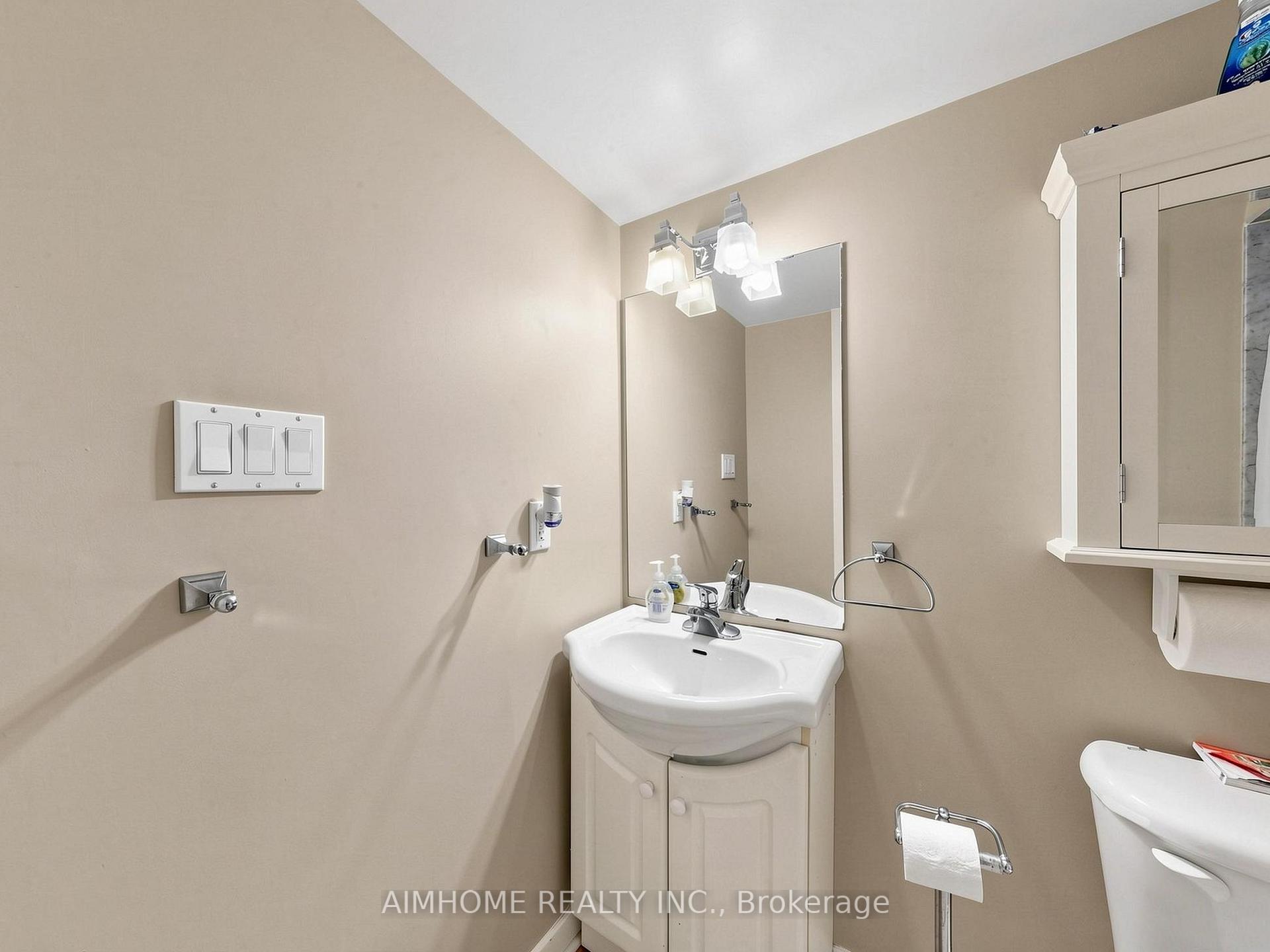 Photo 11 of 1089 Dundas Street E, Toronto, South Riverdale — HOMEH