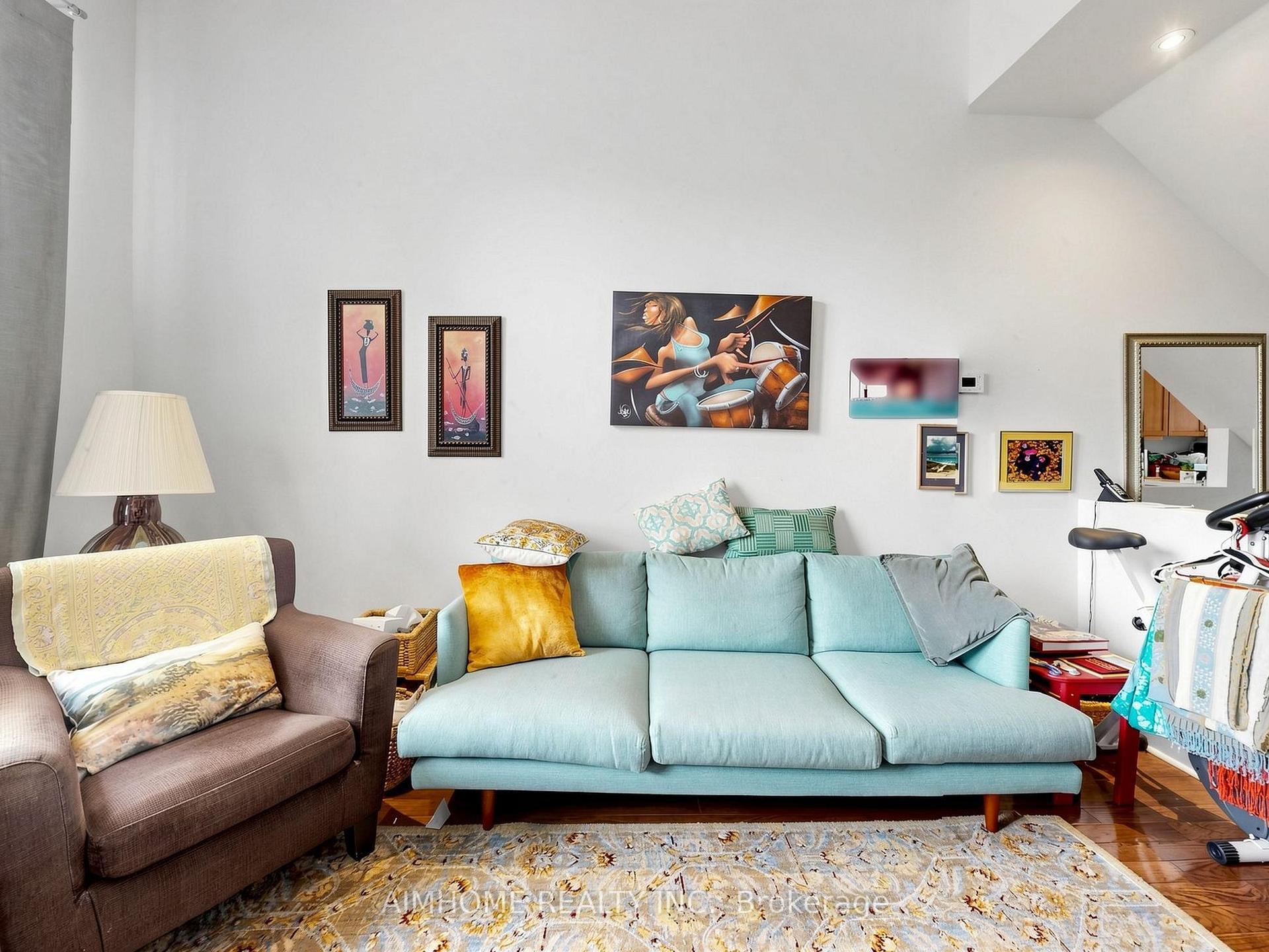 Photo 18 of 1089 Dundas Street E, Toronto, South Riverdale — HOMEH
