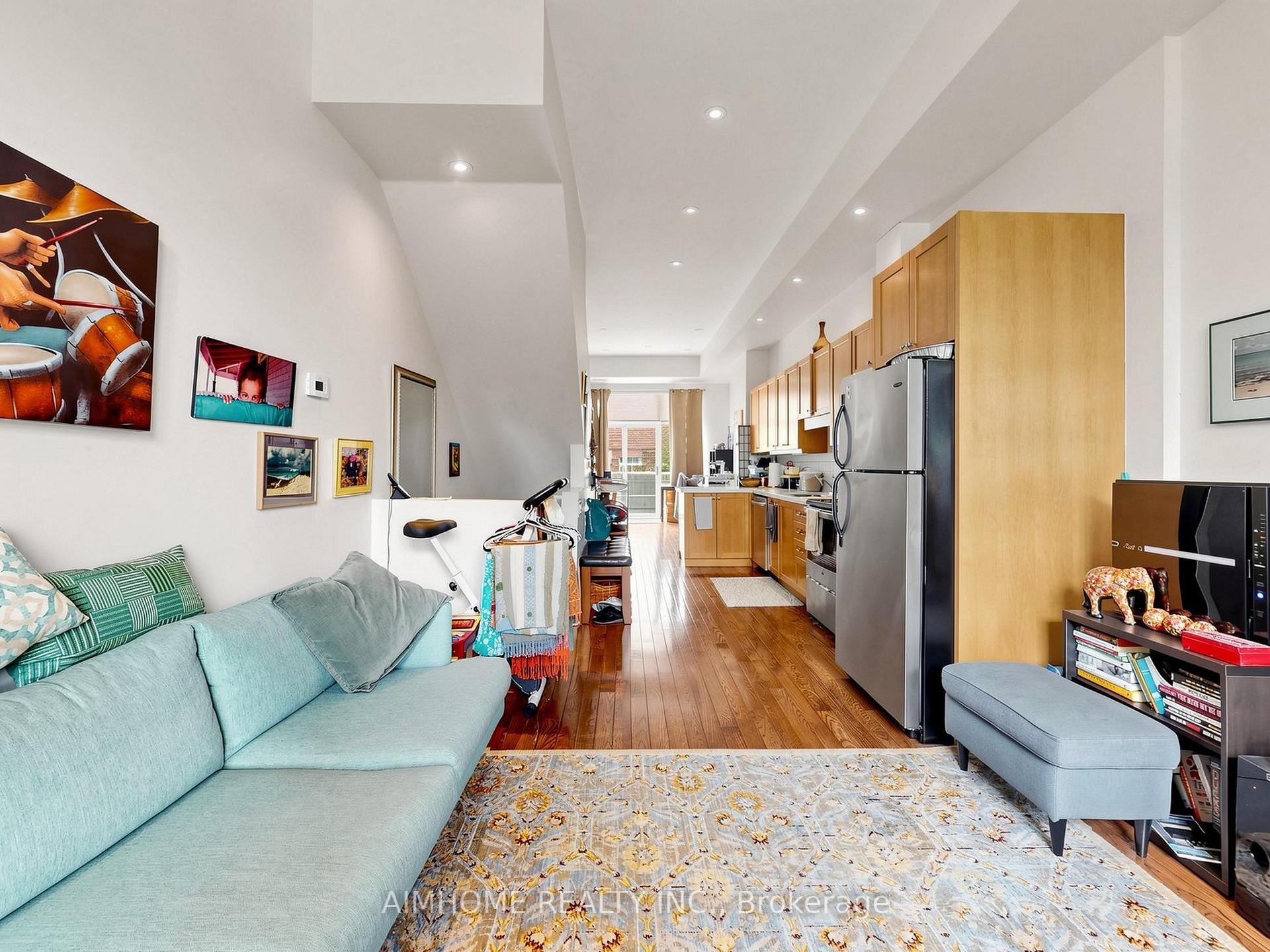 Photo 19 of 1089 Dundas Street E, Toronto, South Riverdale — HOMEH