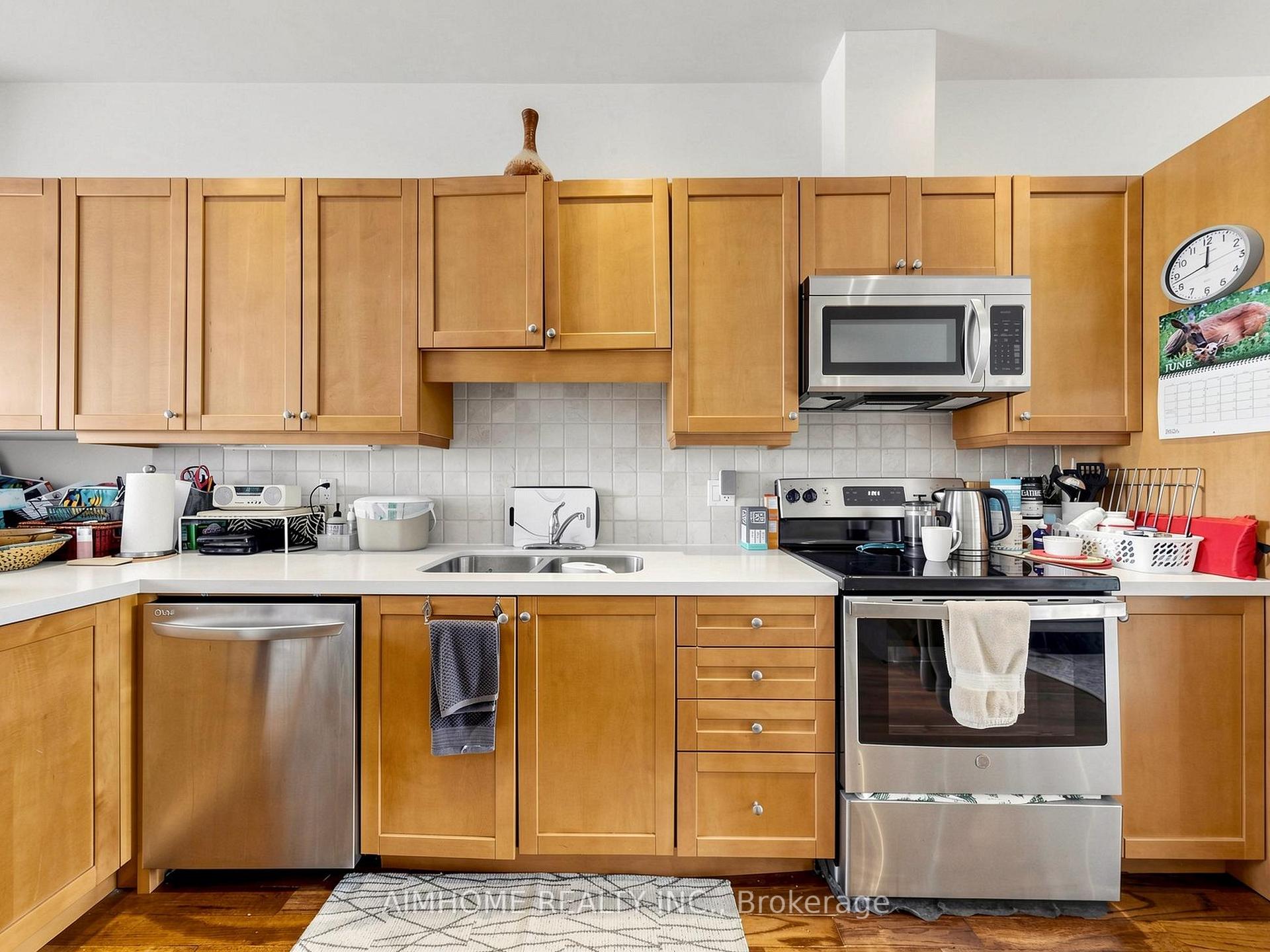 Photo 22 of 1089 Dundas Street E, Toronto, South Riverdale — HOMEH