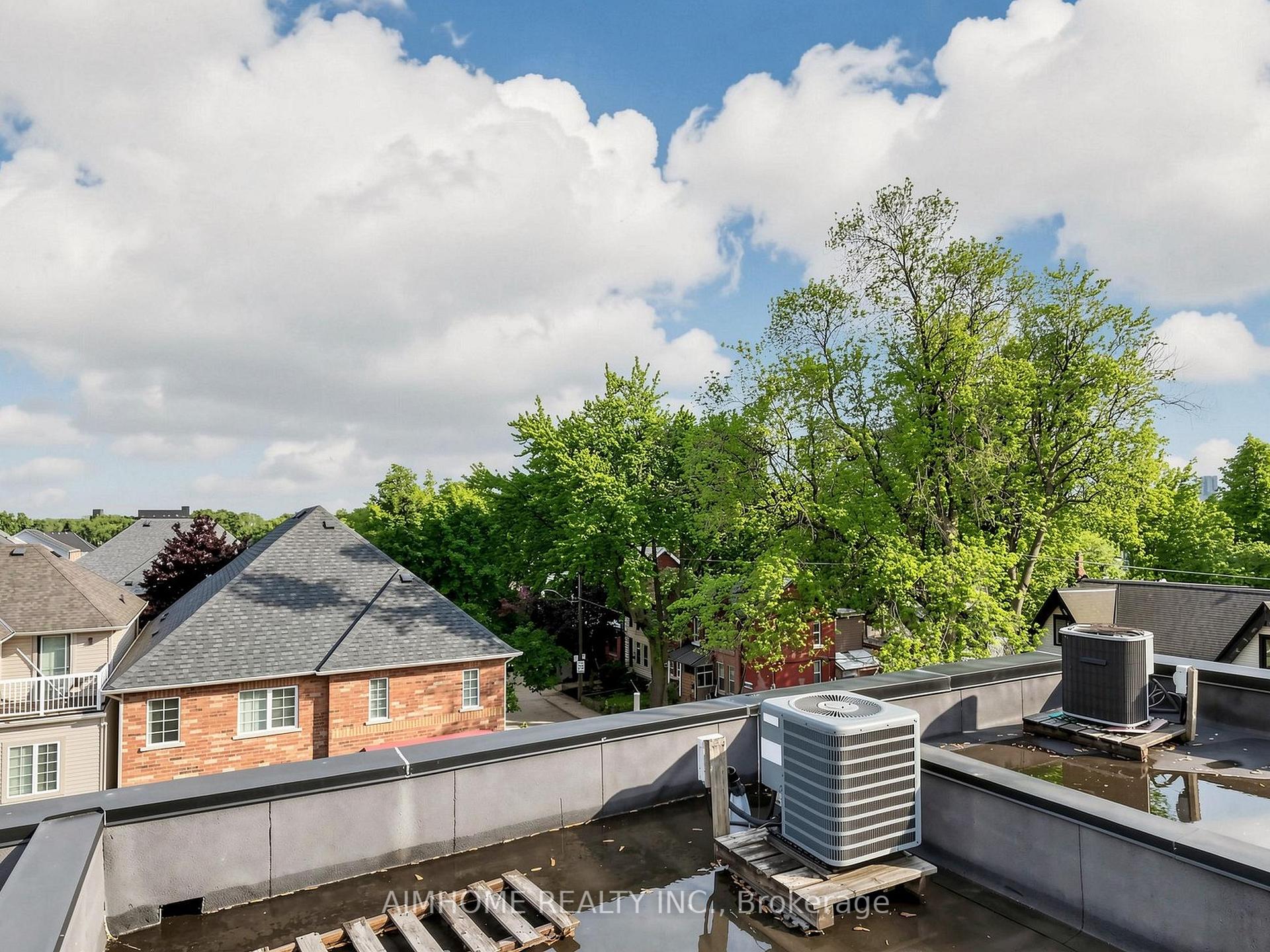 Photo 33 of 1089 Dundas Street E, Toronto, South Riverdale — HOMEH