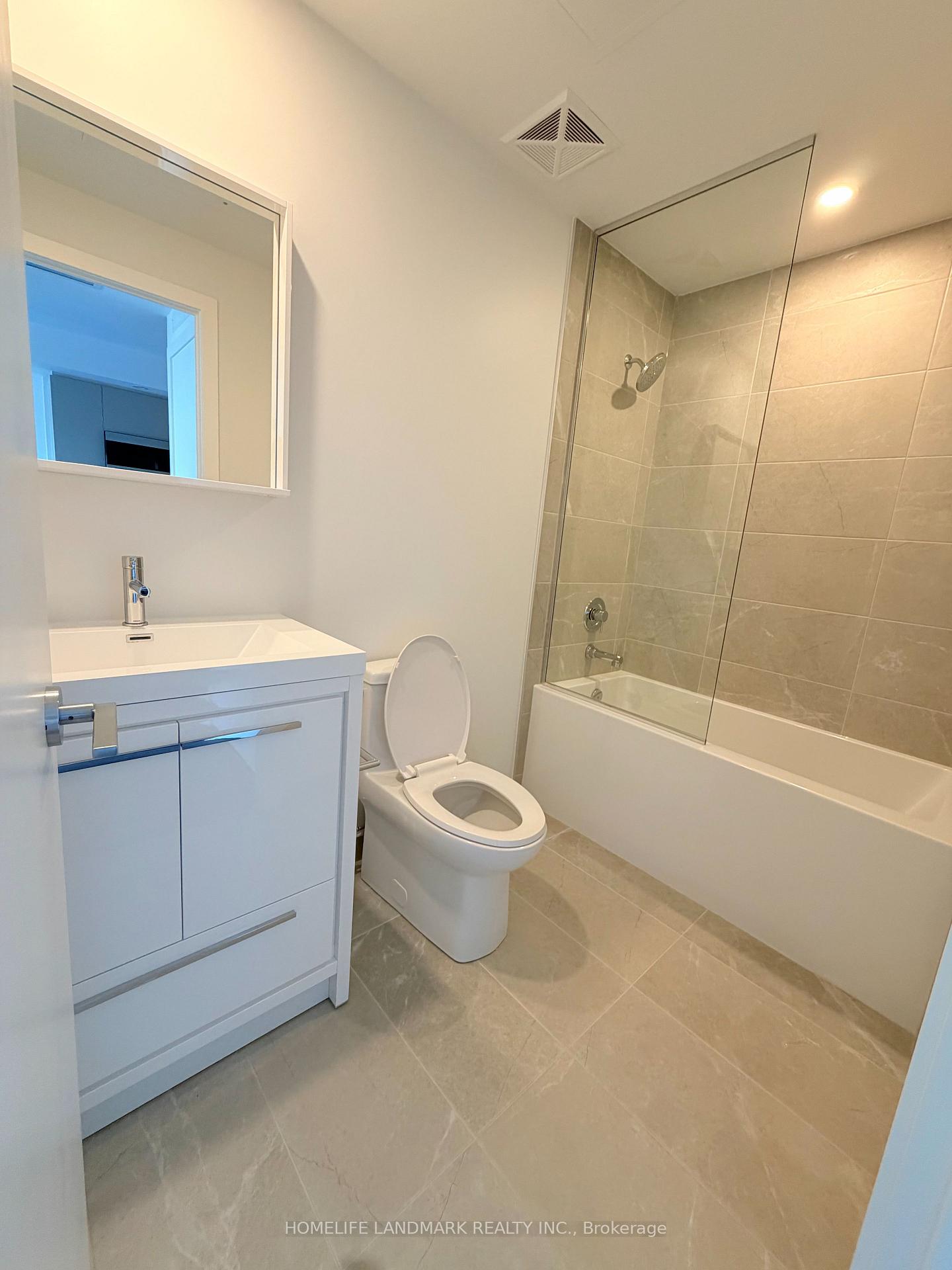 Photo 6 of Unit 1410, 5 Meadowdale Road, Vaughan, West Woodbridge — HOMEH