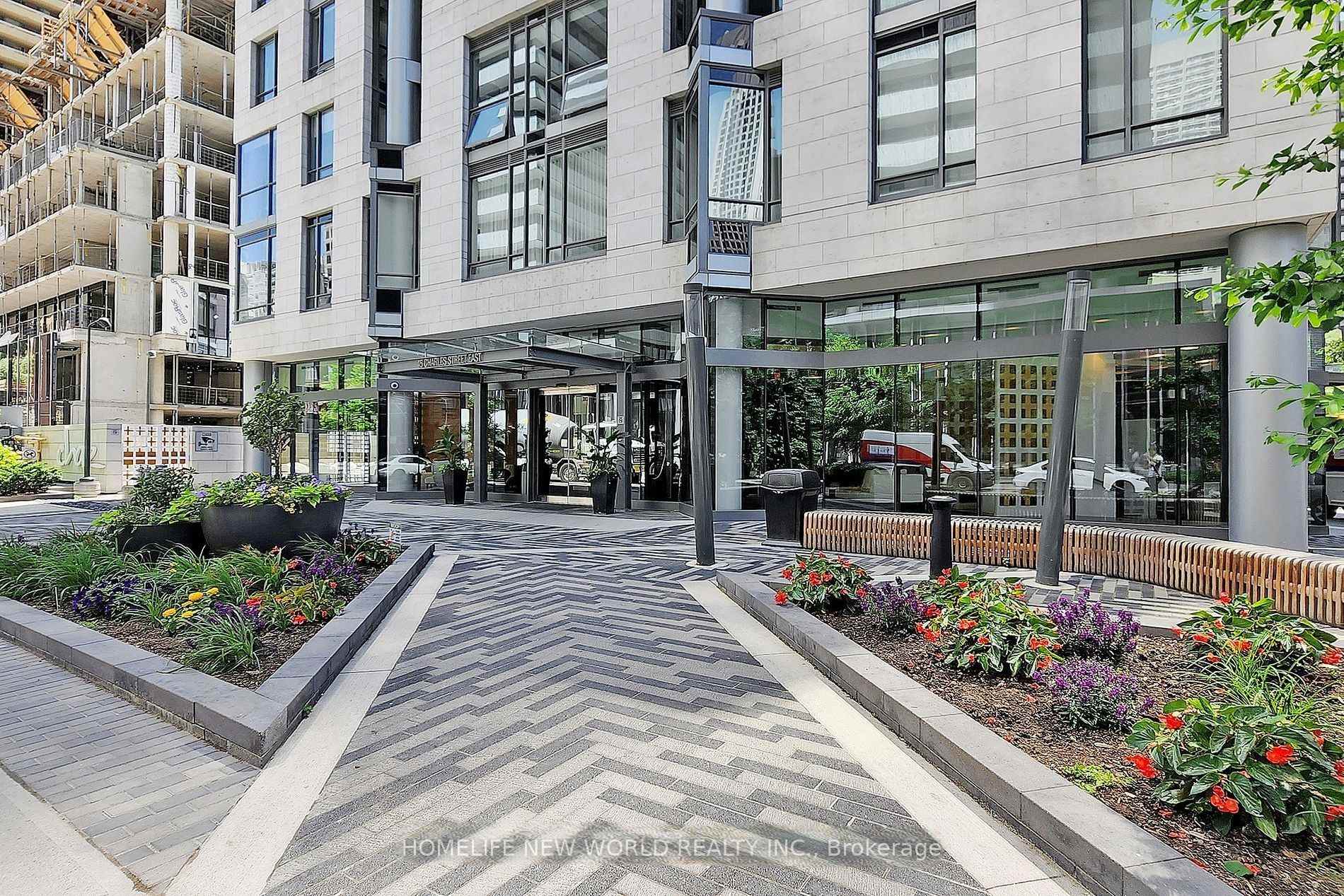 Photo 4 of Unit 2601, 45 Charles Street E, Toronto, Church-Yonge Corridor — HOMEH