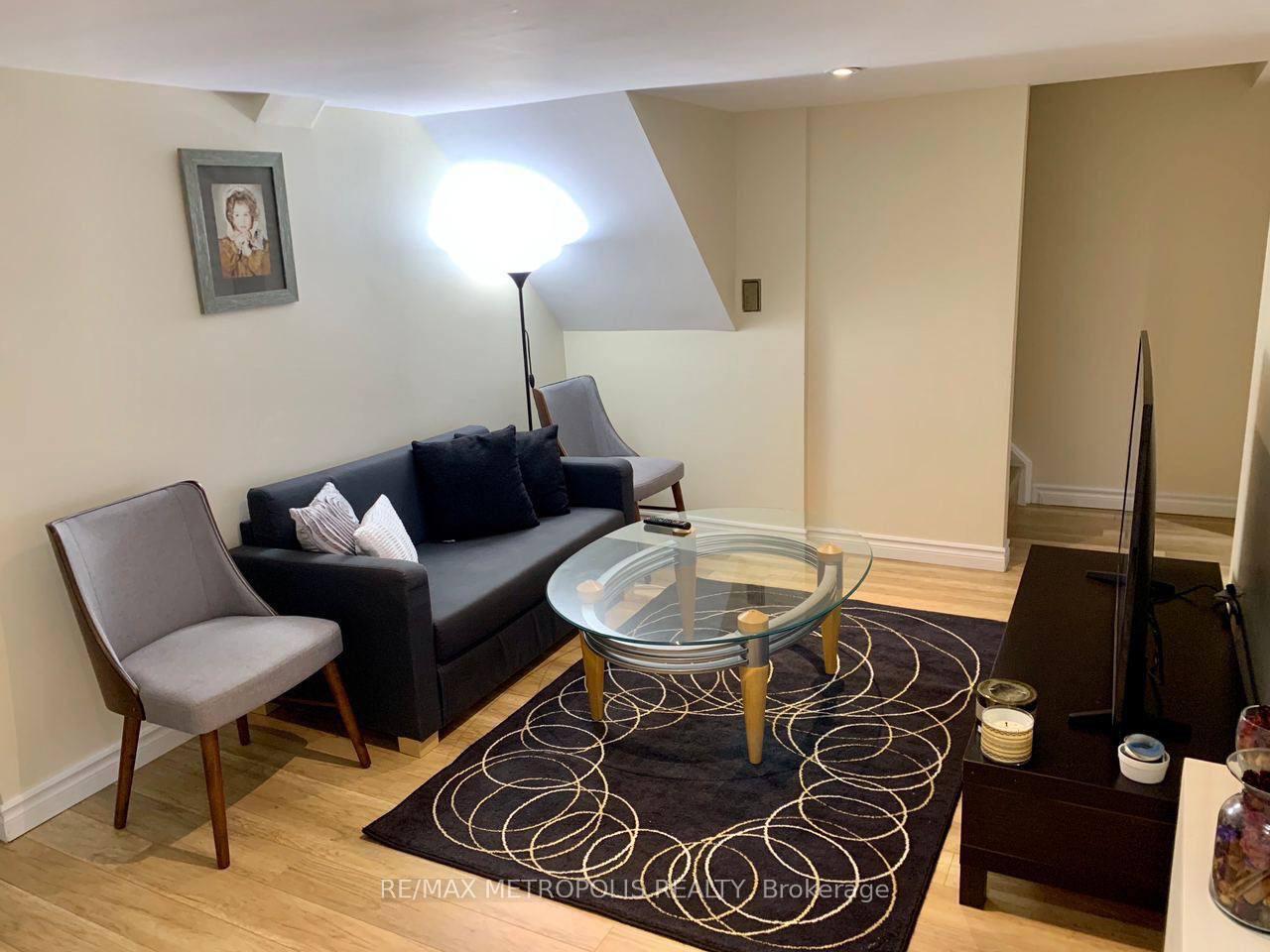 Photo 4 of Unit BSMT, 96 Breckonwood Crescent, Markham, Aileen-Willowbrook — HOMEH