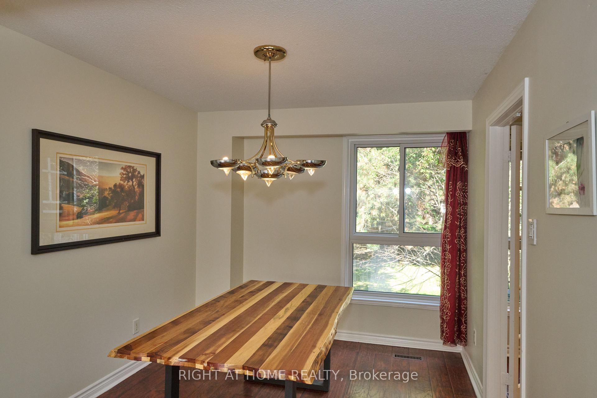 Photo 5 of Unit 169RC, 169 Rusty Crest Way, North York, Don Valley Village — HOMEH