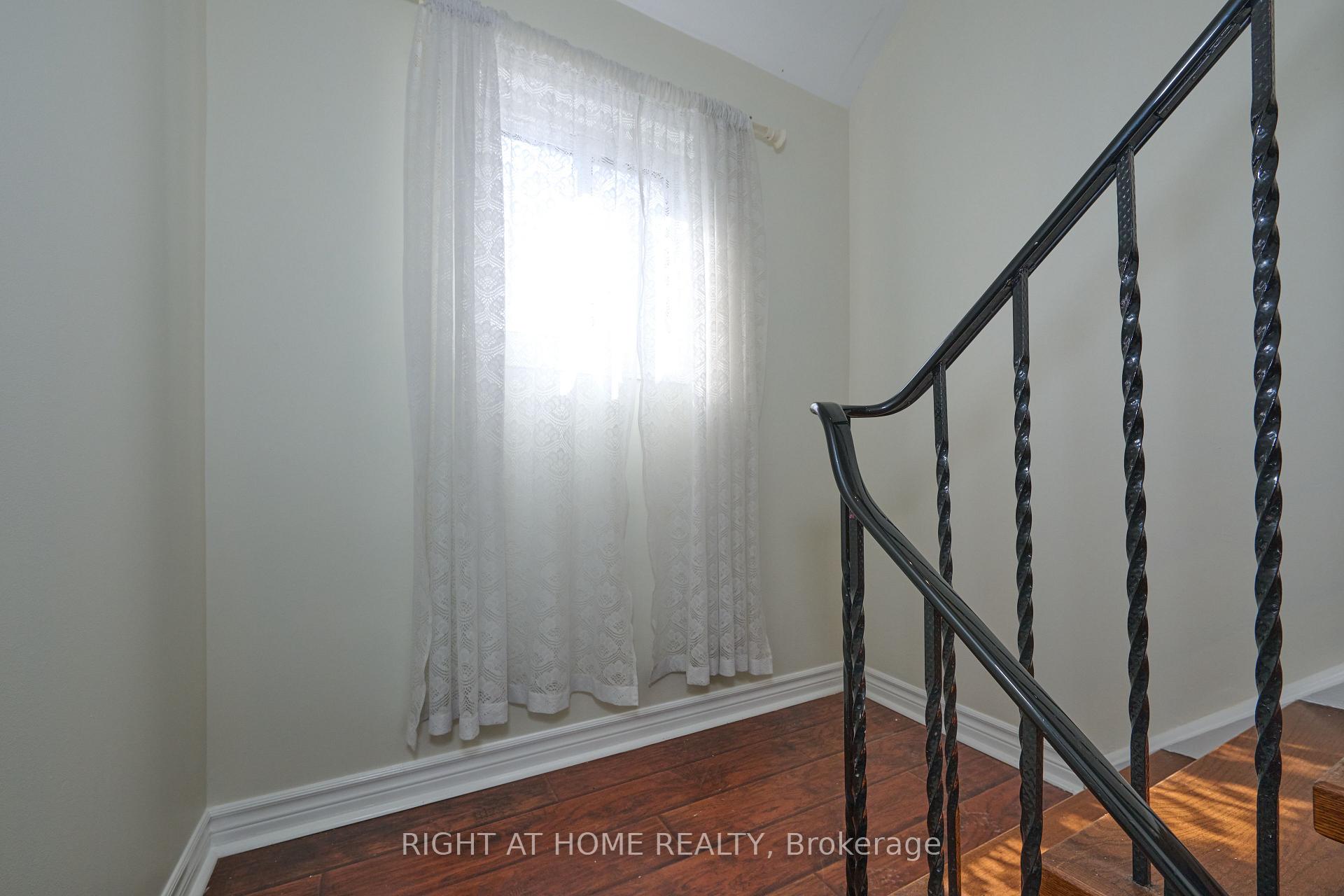 Photo 11 of Unit 169RC, 169 Rusty Crest Way, North York, Don Valley Village — HOMEH