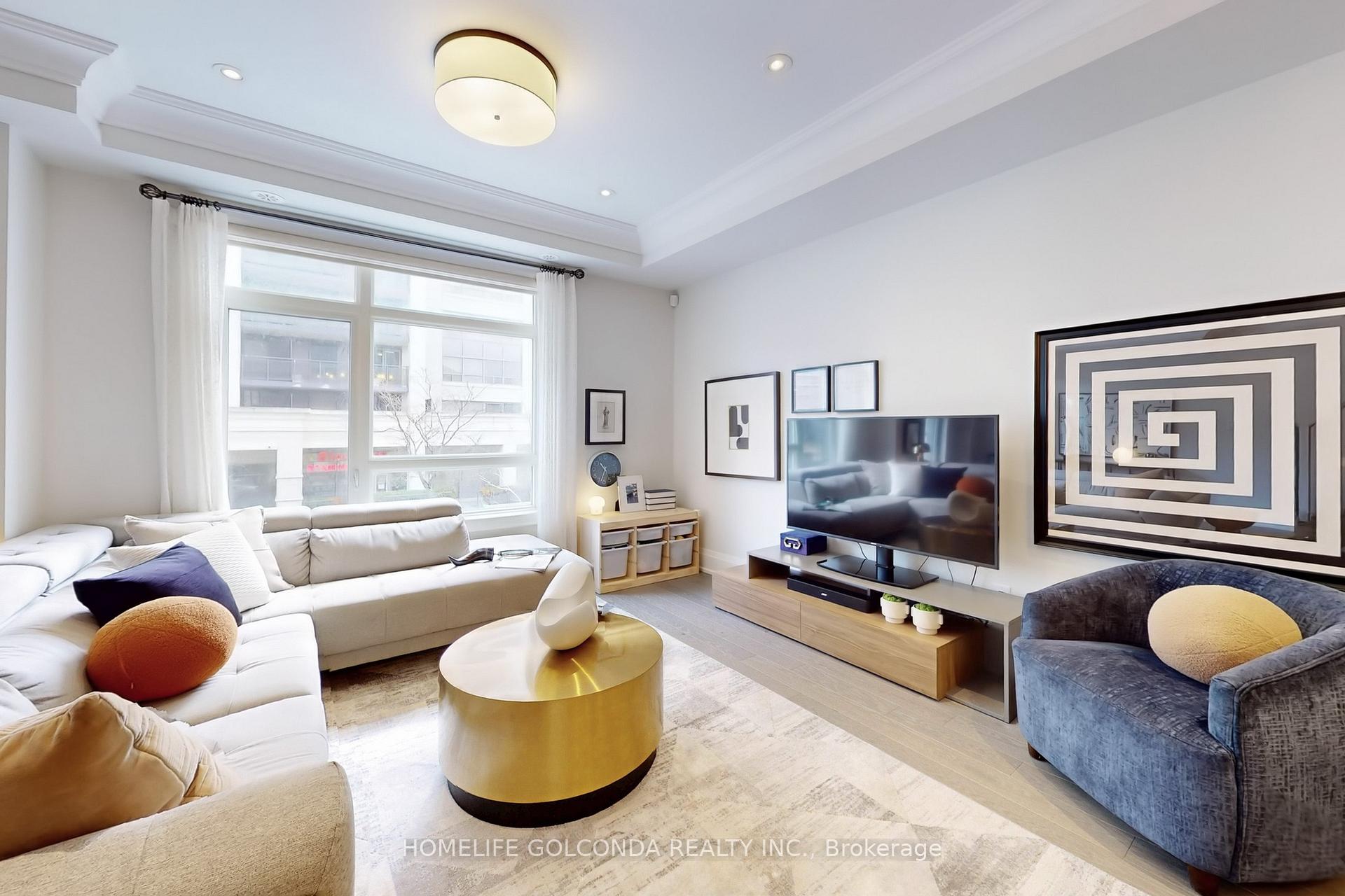 Photo 4 of 54 Saddlecreek Drive, Markham, Commerce Valley — HOMEH