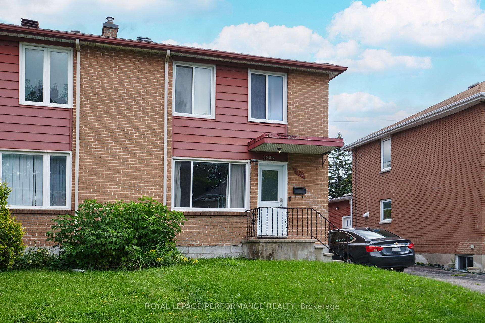 Photo of 2423 Clementine Boulevard