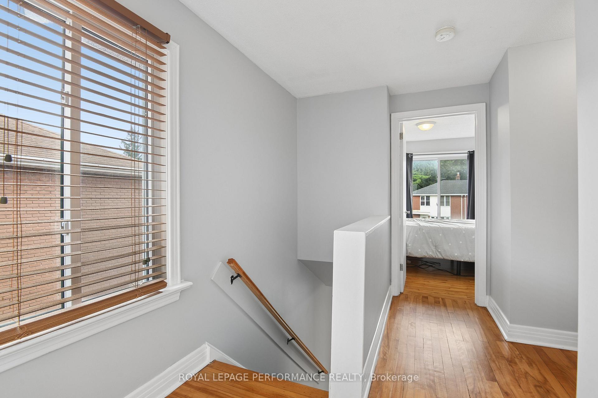 Photo 15 of 2423 Clementine Boulevard, Ottawa, Heron Park — HOMEH