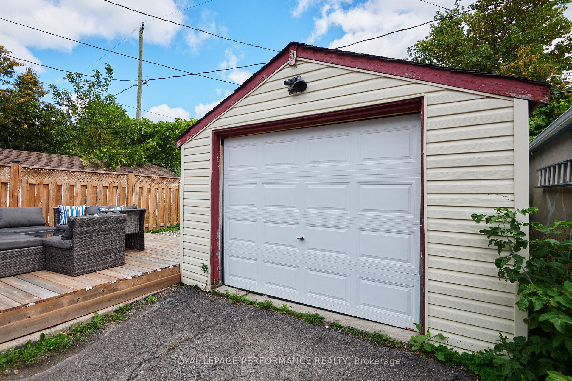 Photo 35 of 2423 Clementine Boulevard, Ottawa, Heron Park — HOMEH