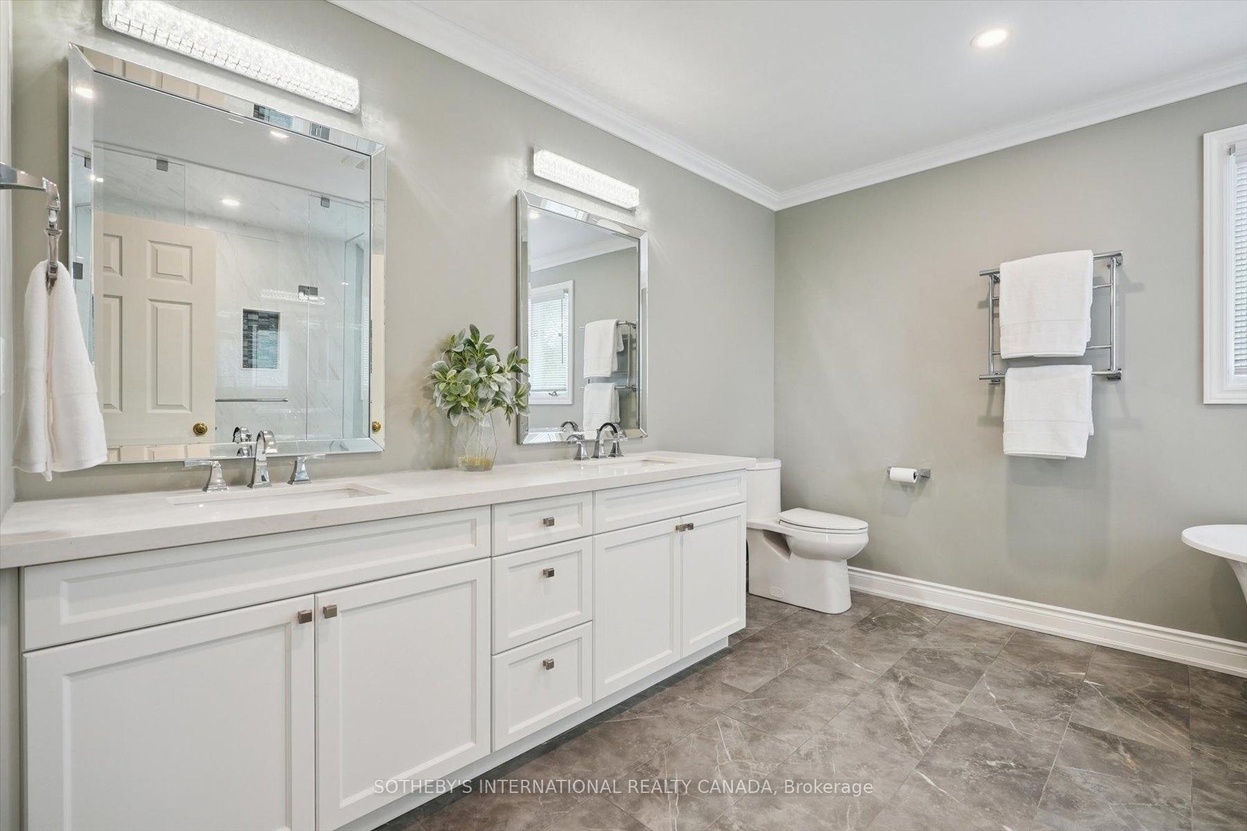 Photo 18 of 1352 Winterberry Drive, Burlington, Tyandaga — HOMEH
