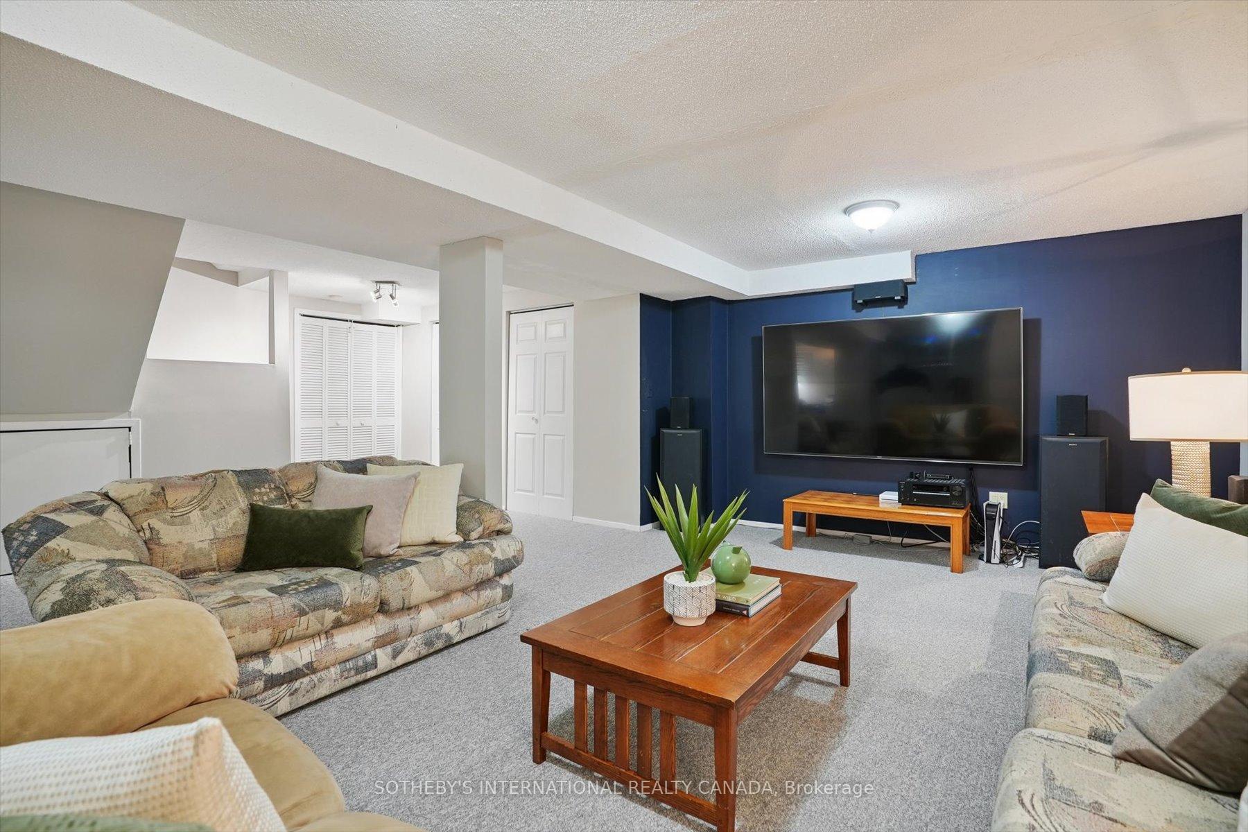 Photo 26 of 1352 Winterberry Drive, Burlington, Tyandaga — HOMEH
