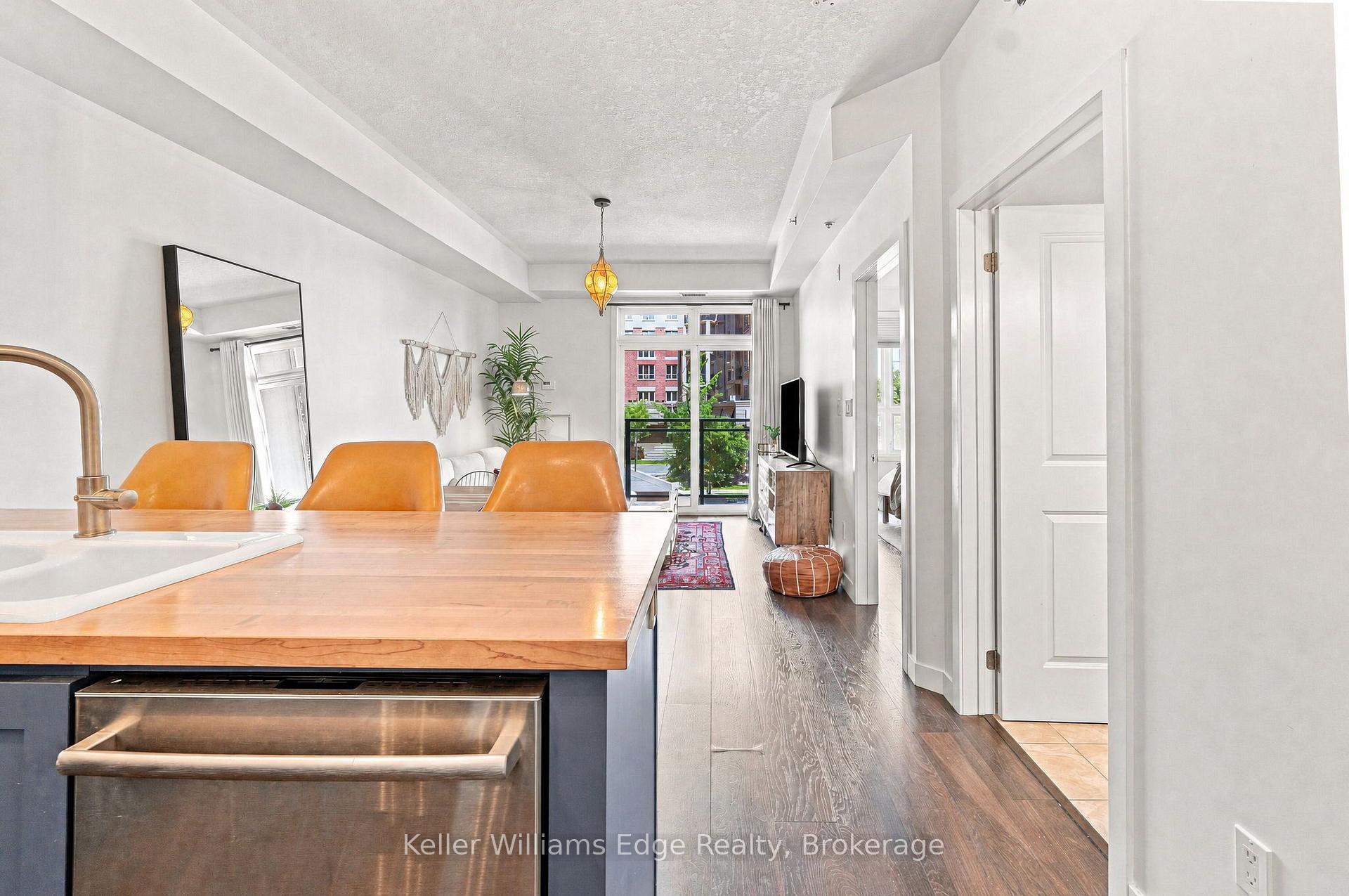Photo 6 of Unit 220, 5317 Upper Middle Road, Burlington, Orchard — HOMEH