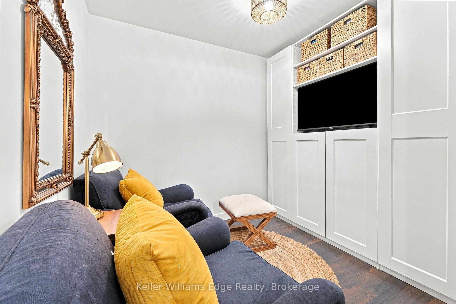 Photo 8 of Unit 220, 5317 Upper Middle Road, Burlington, Orchard — HOMEH