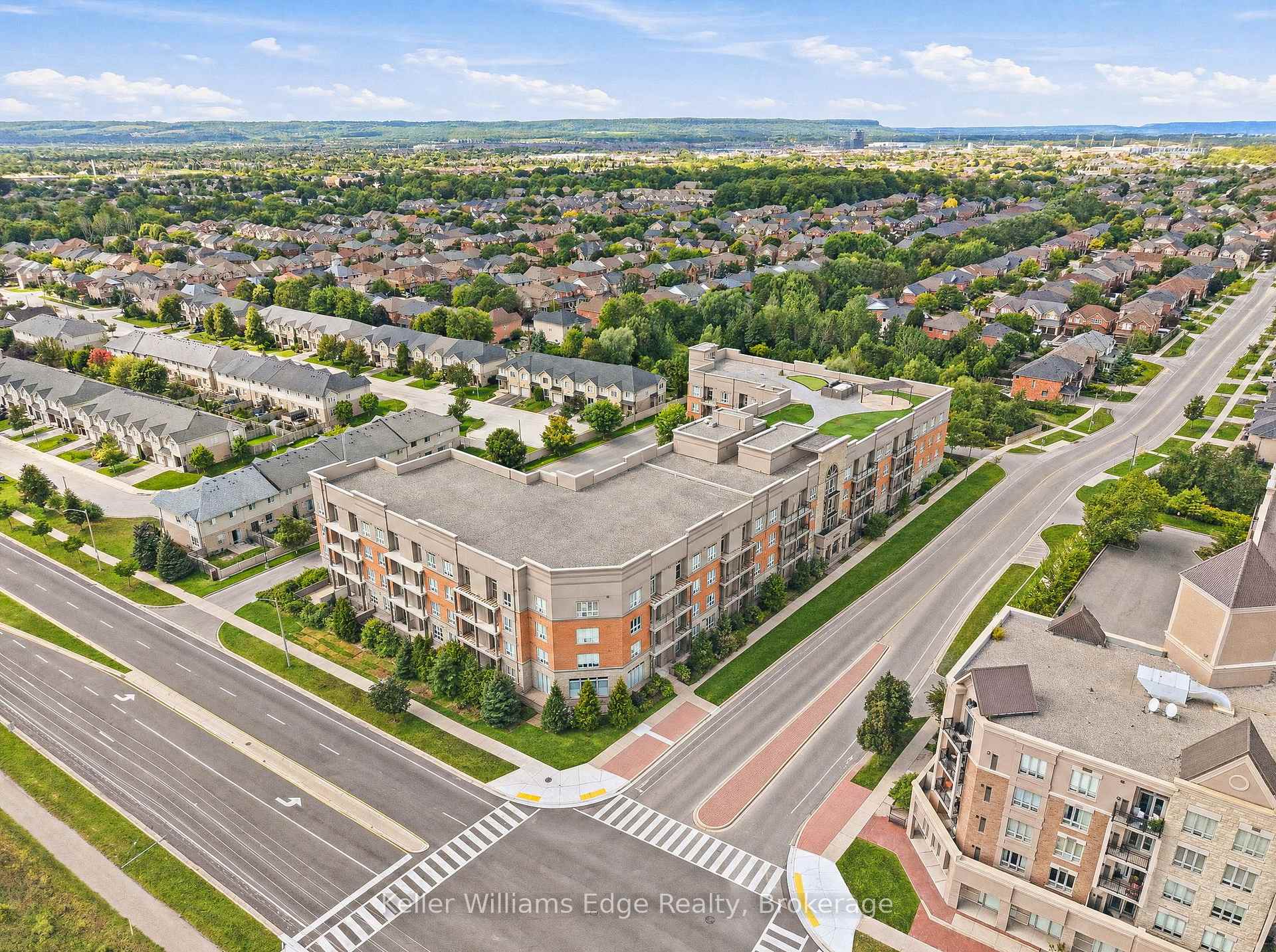 Photo 43 of Unit 220, 5317 Upper Middle Road, Burlington, Orchard — HOMEH