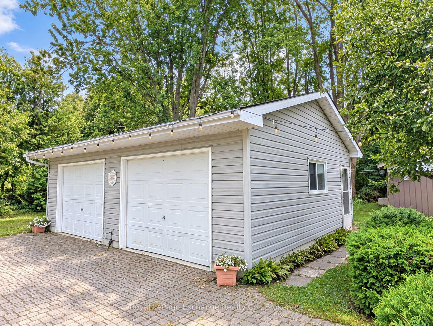 Photo 2 of 39 McConnell Drive, Kincardine — HOMEH
