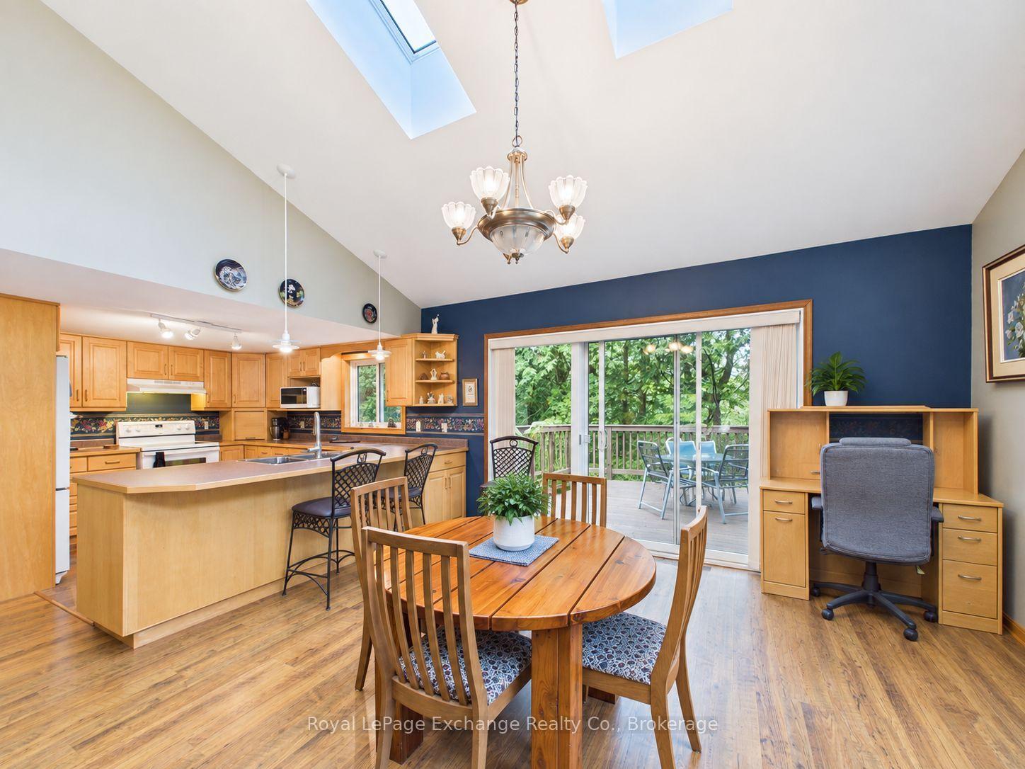 Photo 15 of 39 McConnell Drive, Kincardine — HOMEH