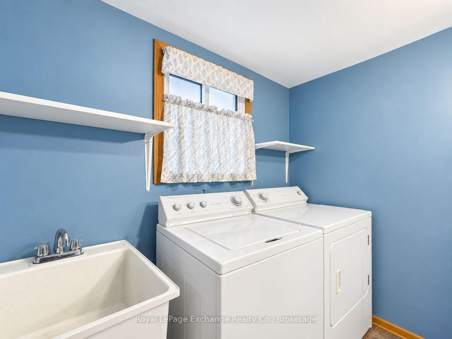 Photo 25 of 39 McConnell Drive, Kincardine — HOMEH