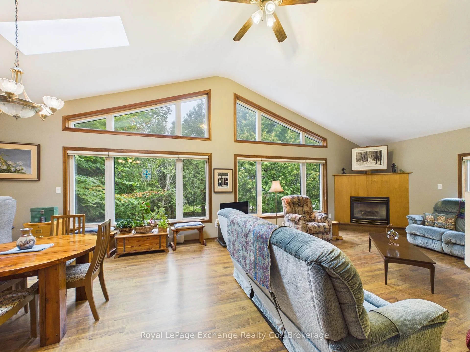 Photo 16 of 39 McConnell Drive, Kincardine — HOMEH