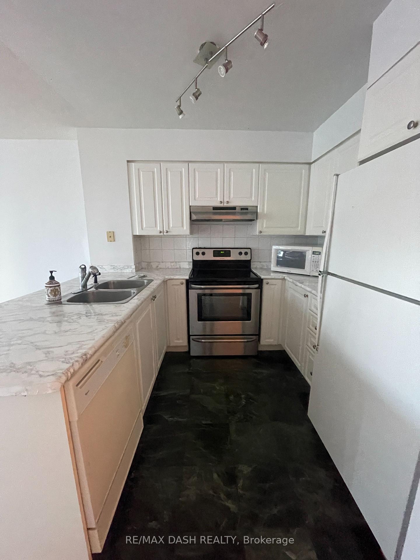 Photo 2 of Unit 1210, 750 Bay Street, Toronto, Bay Street Corridor — HOMEH