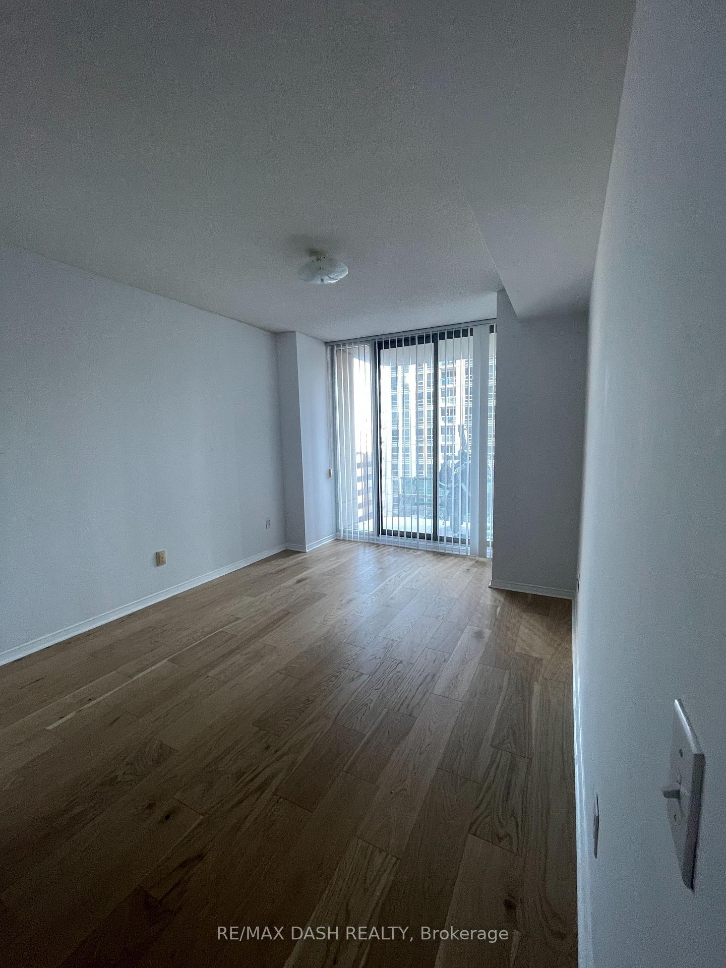 Photo 3 of Unit 1210, 750 Bay Street, Toronto, Bay Street Corridor — HOMEH