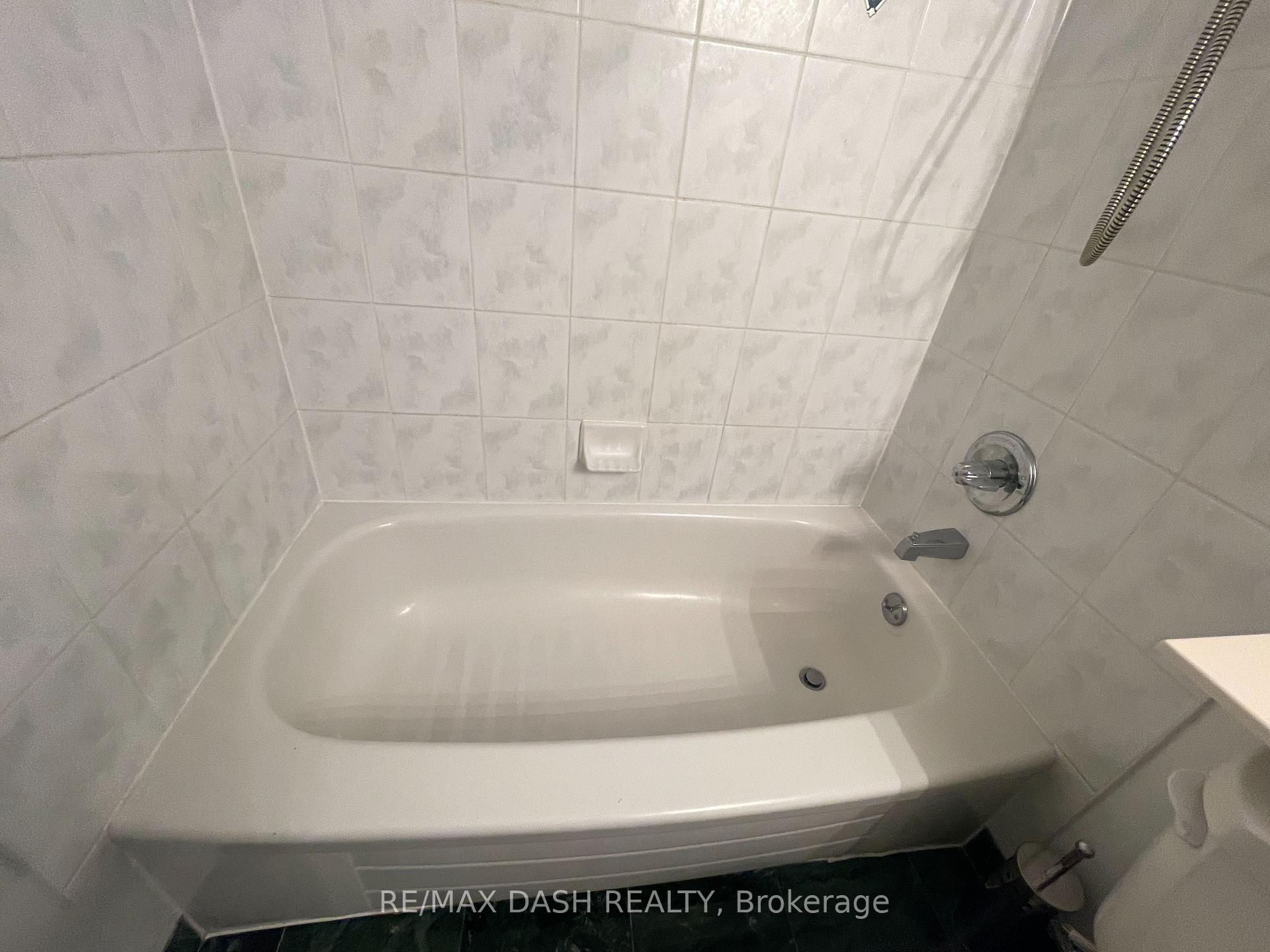 Photo 5 of Unit 1210, 750 Bay Street, Toronto, Bay Street Corridor — HOMEH