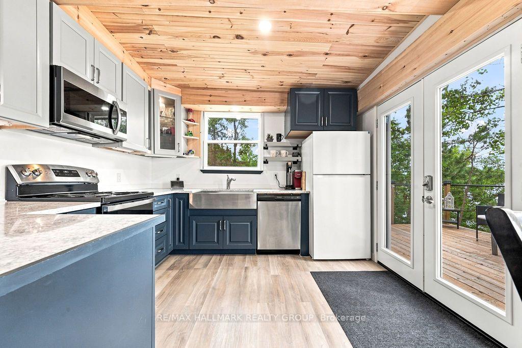 Photo 6 of 555 Island View Drive, North Algona Wilberforce, North Algona/Wilberforce Twp — HOMEH