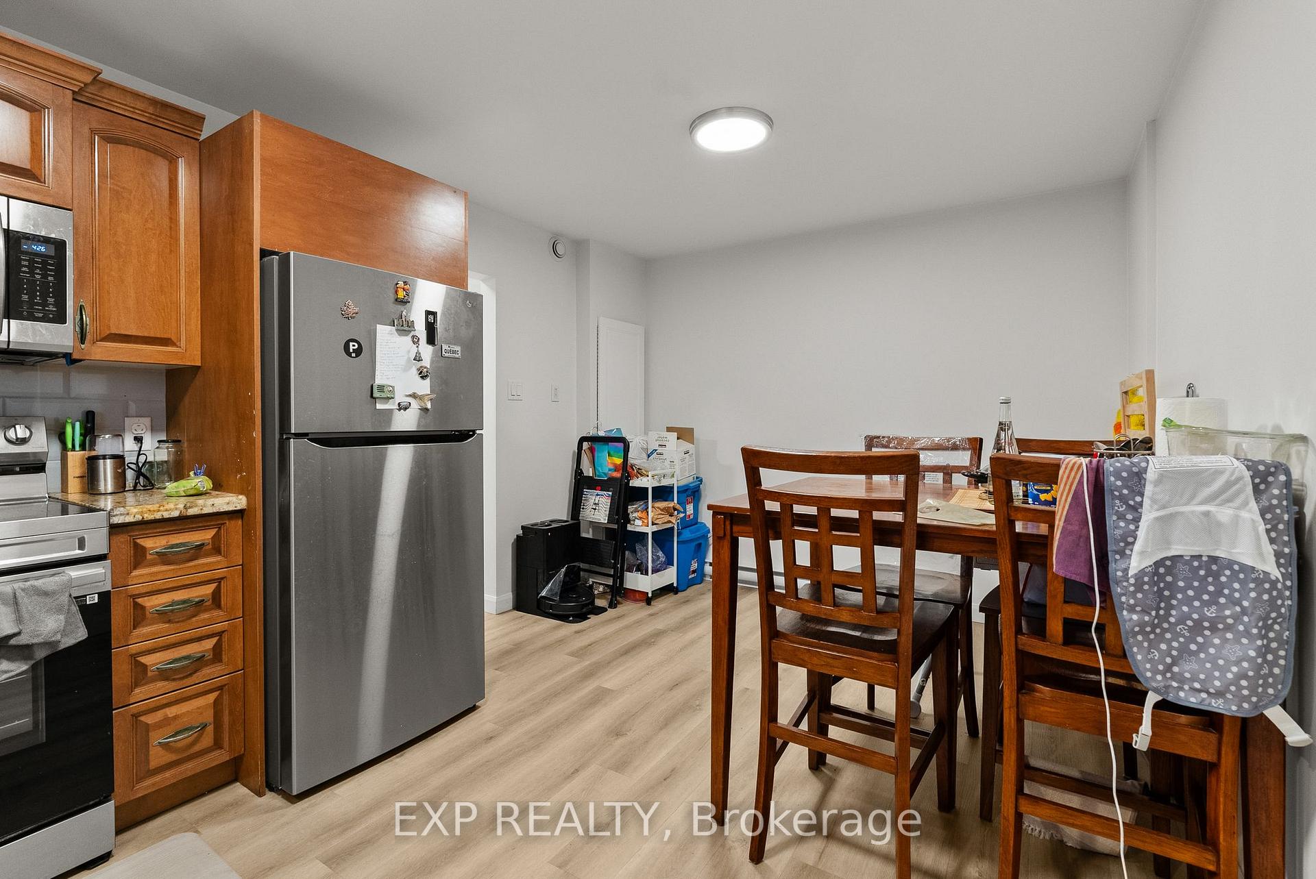 Photo 5 of 692 Claude Street, Ottawa, Castle Heights/Rideau High — HOMEH