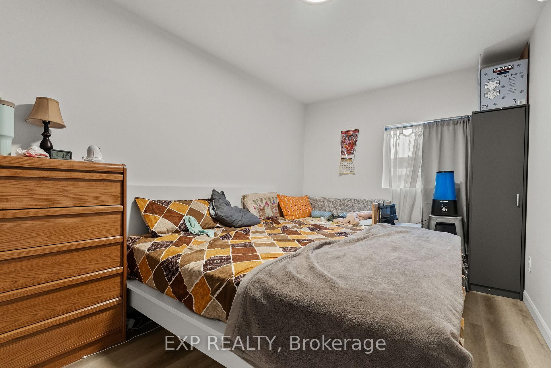 Photo 7 of 692 Claude Street, Ottawa, Castle Heights/Rideau High — HOMEH