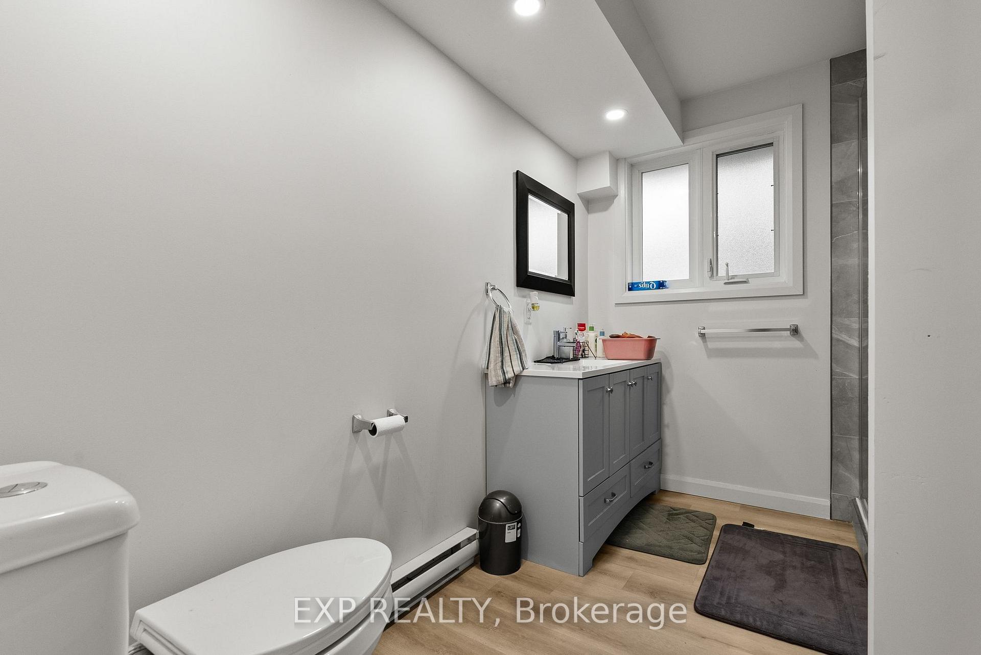 Photo 12 of 692 Claude Street, Ottawa, Castle Heights/Rideau High — HOMEH