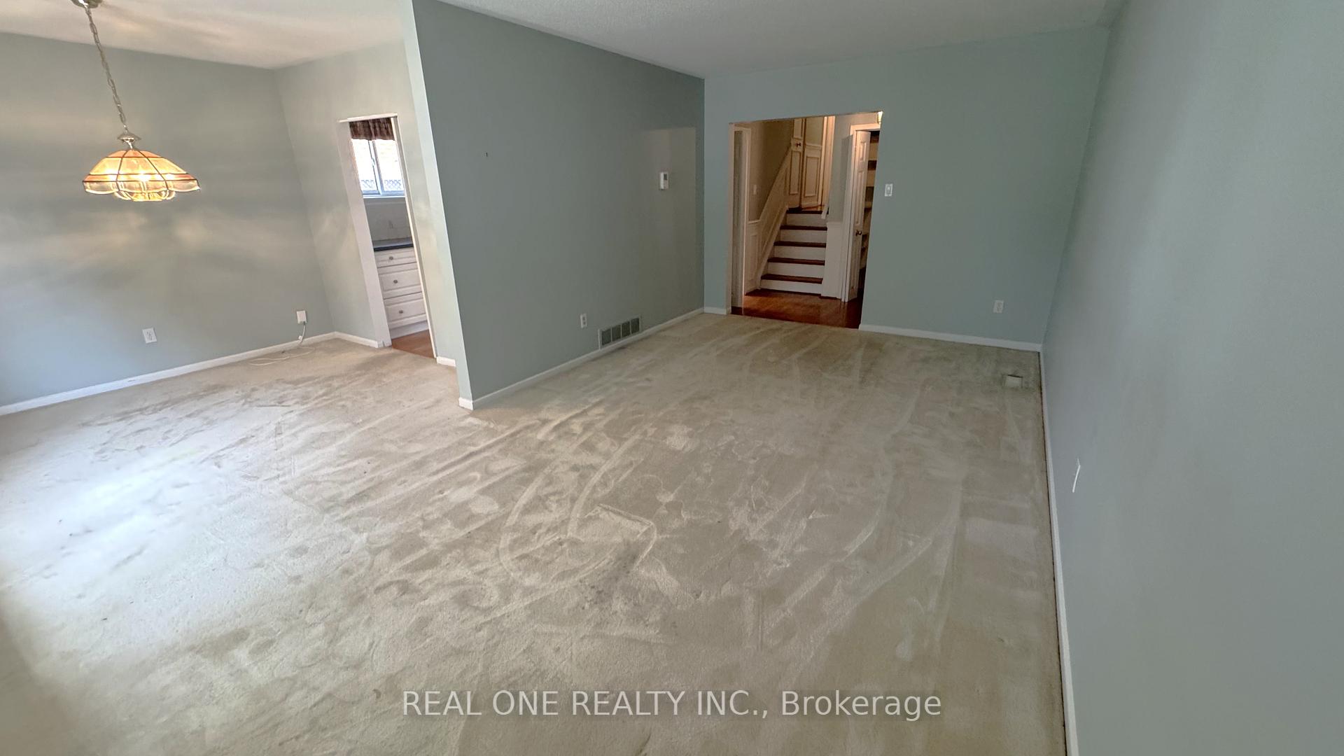 Photo 9 of 35 Corning Road, North York, Don Valley Village — HOMEH