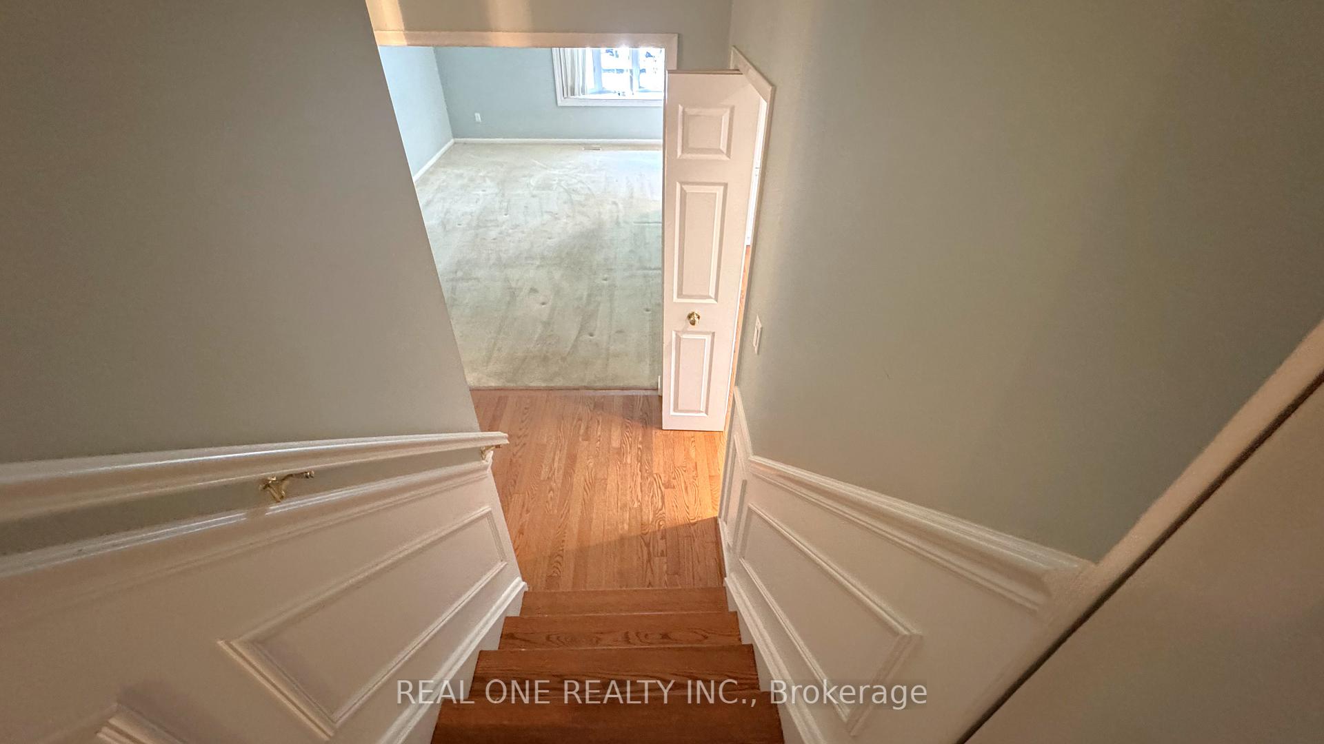 Photo 14 of 35 Corning Road, North York, Don Valley Village — HOMEH